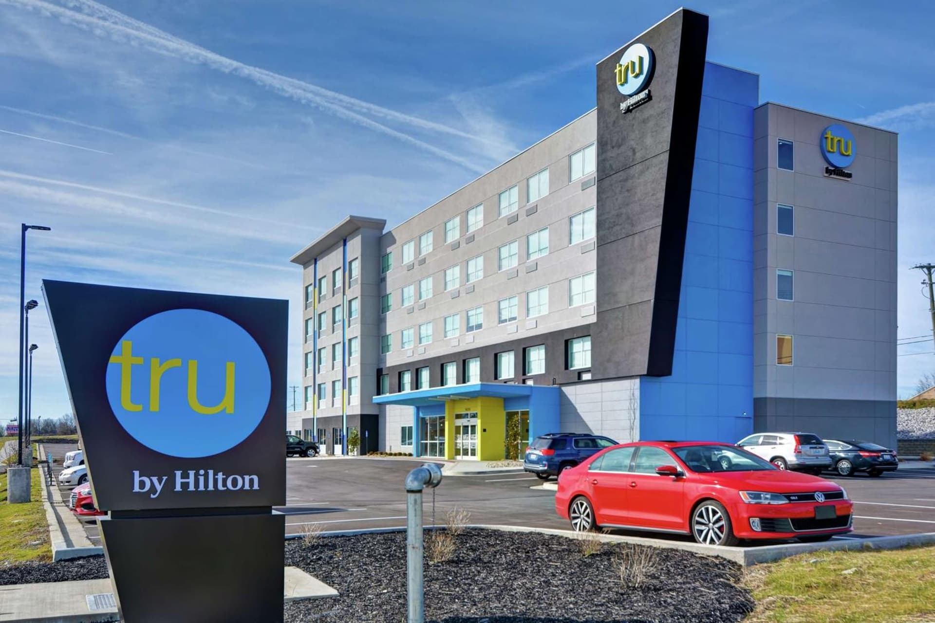 Tru By Hilton Richmond interior in Richmond, KY — gallery photo 2