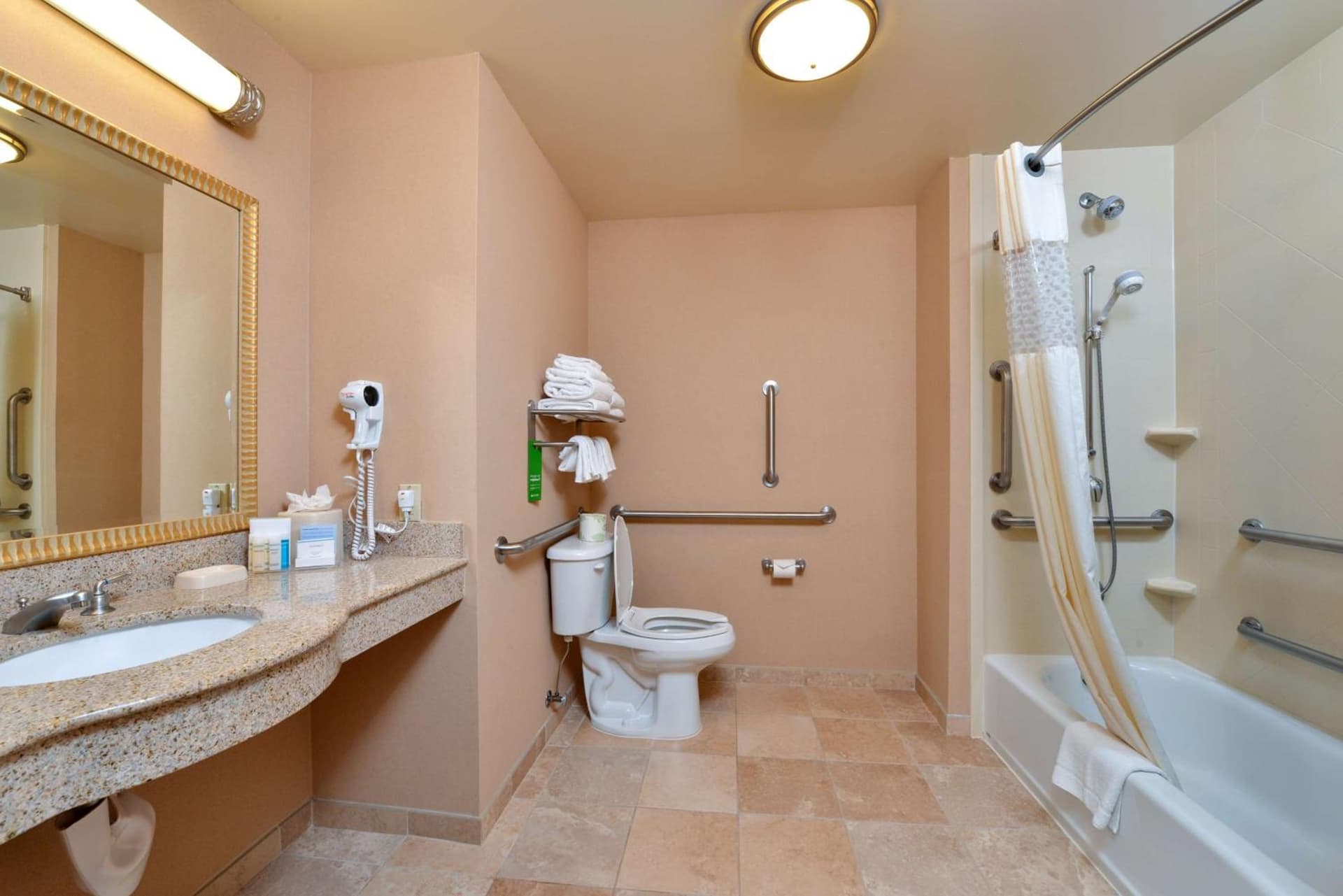 Hampton Inn & Suites Tacoma gallery photo in Tacoma, WA — image 21