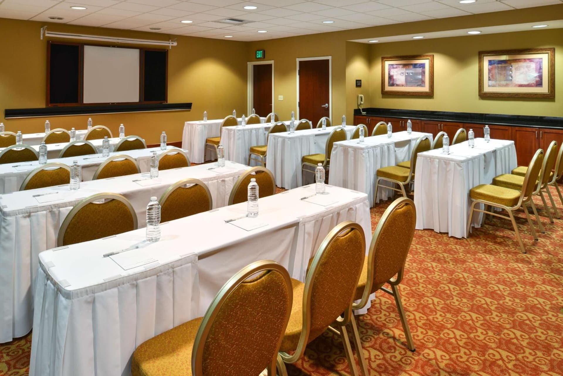 Hampton Inn & Suites Tacoma gallery photo in Tacoma, WA — image 13