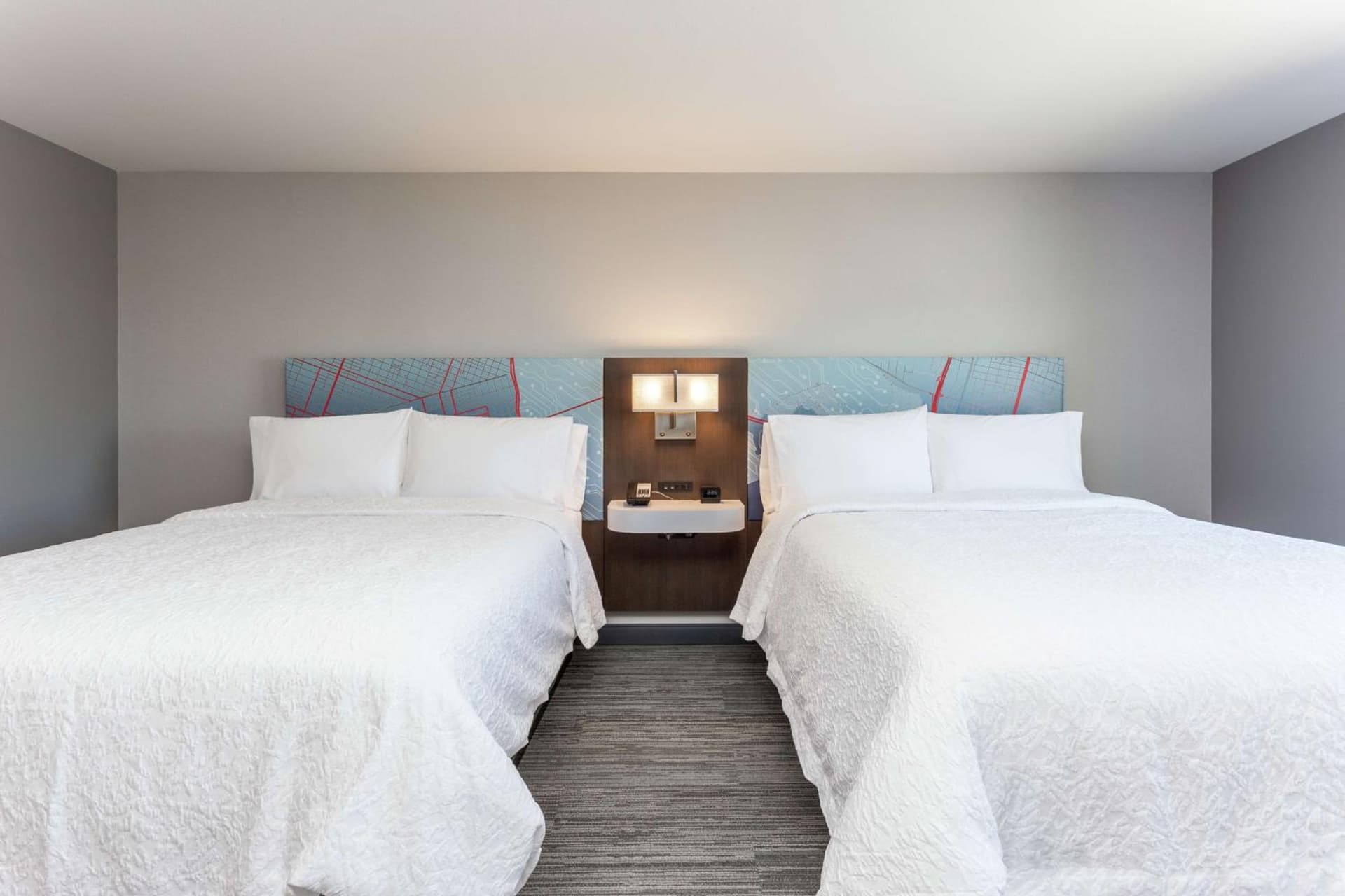 Hampton Inn Oakland Downtown-City Center property views in Oakland, CA — gallery photo 3