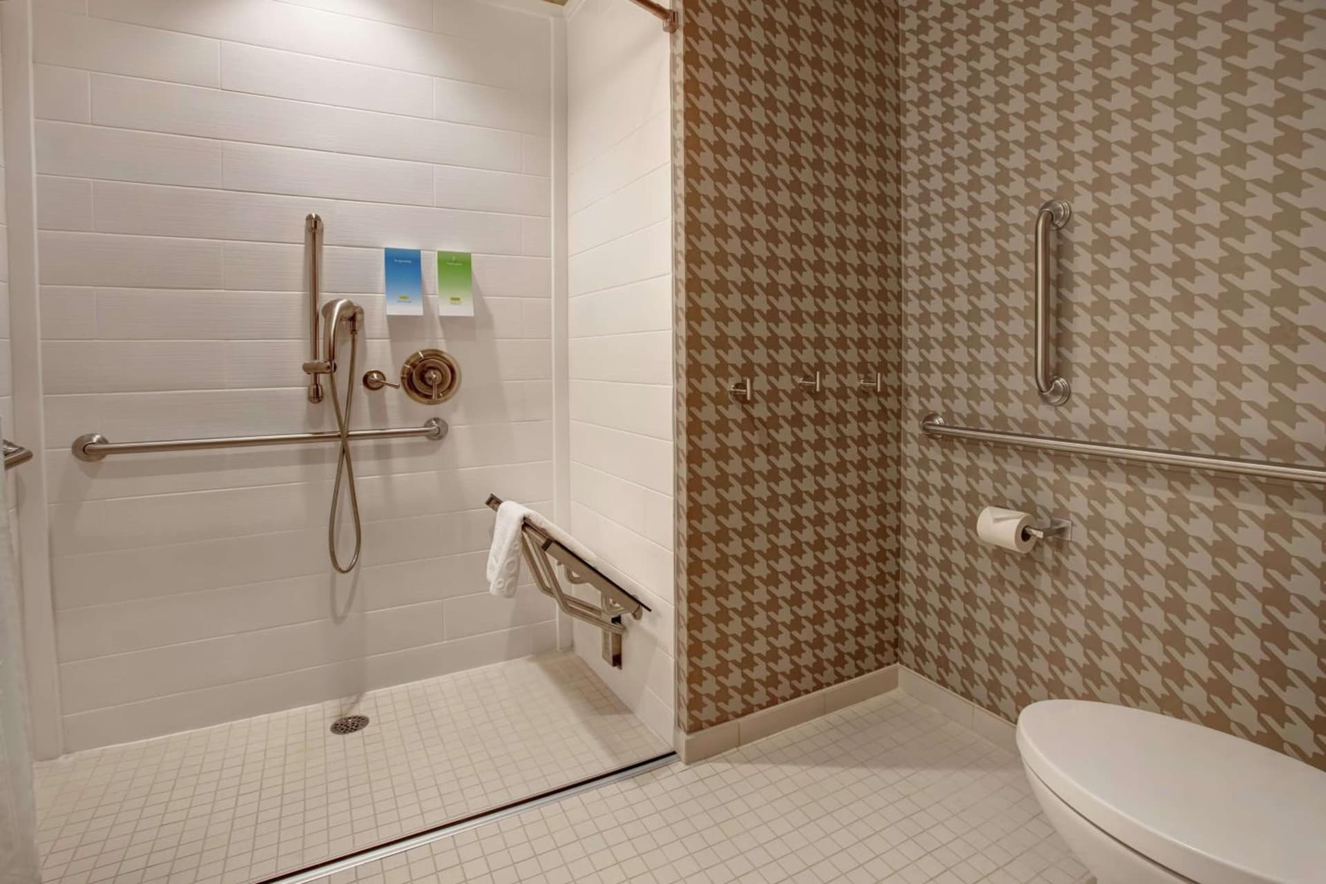 Home2 Suites By Hilton Charlotte Uptown gallery photo in Charlotte, NC — image 32