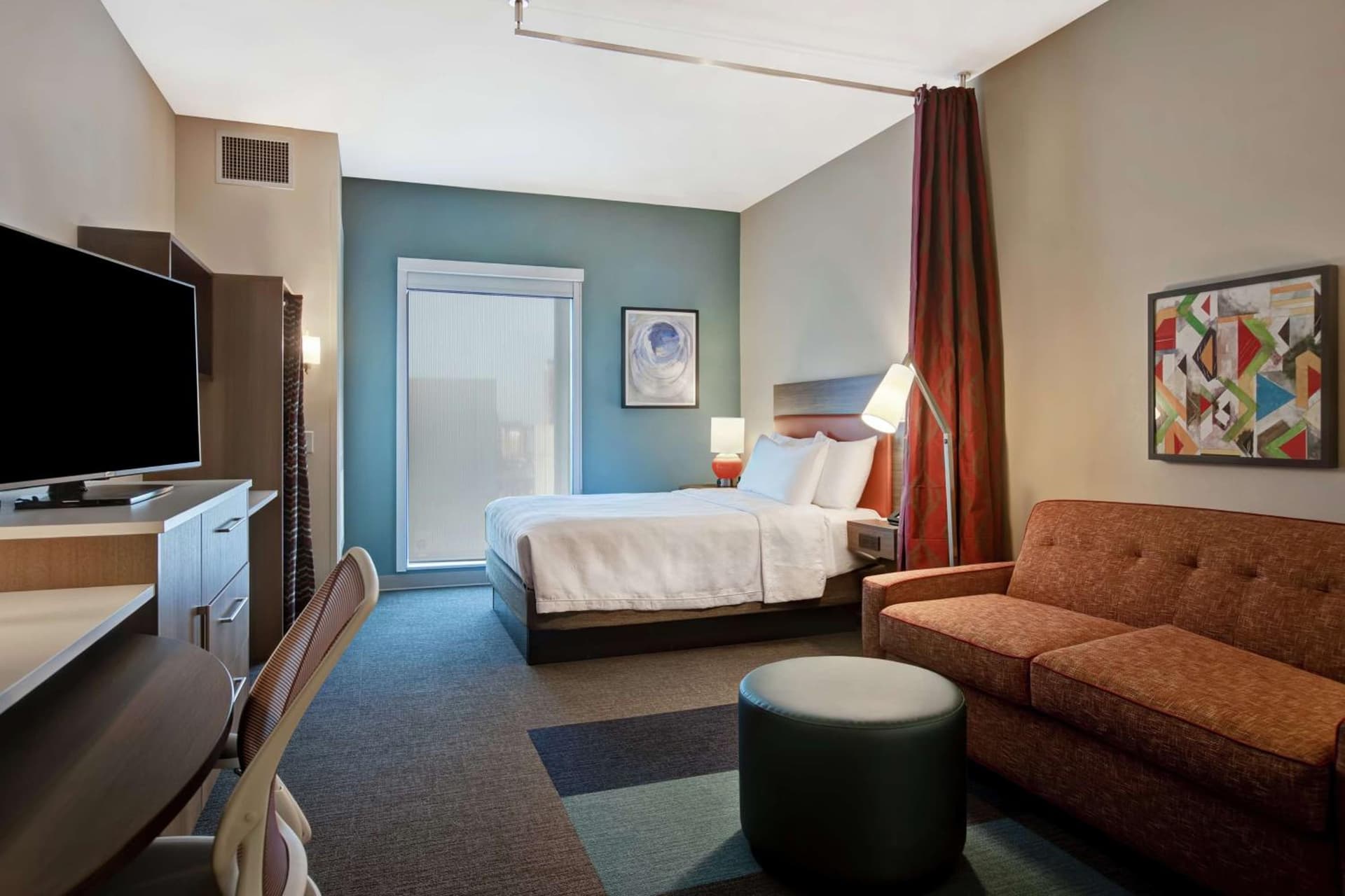Home2 Suites By Hilton Charlotte Uptown gallery photo in Charlotte, NC — image 6
