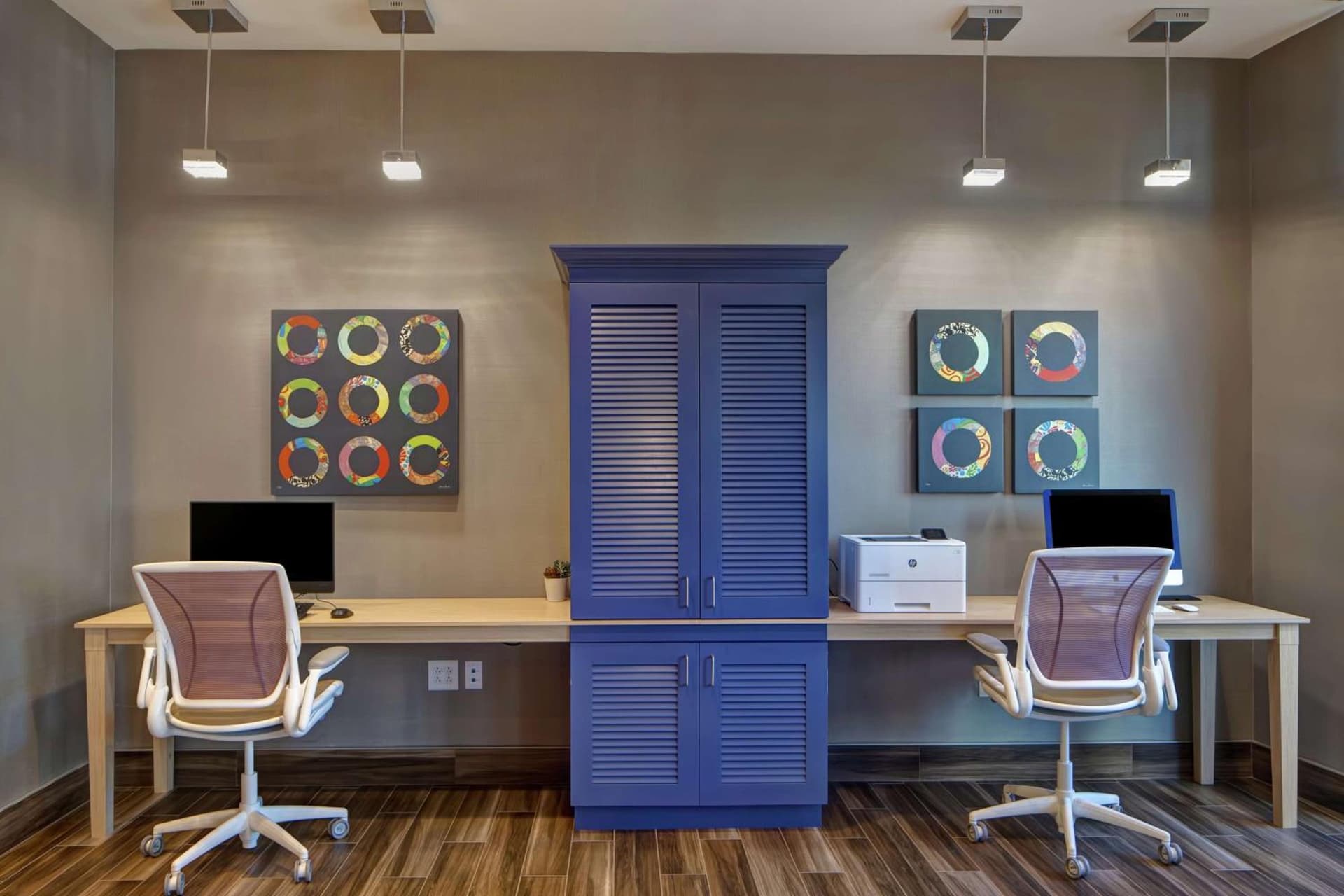 Home2 Suites By Hilton Charlotte Uptown gallery photo in Charlotte, NC — image 16
