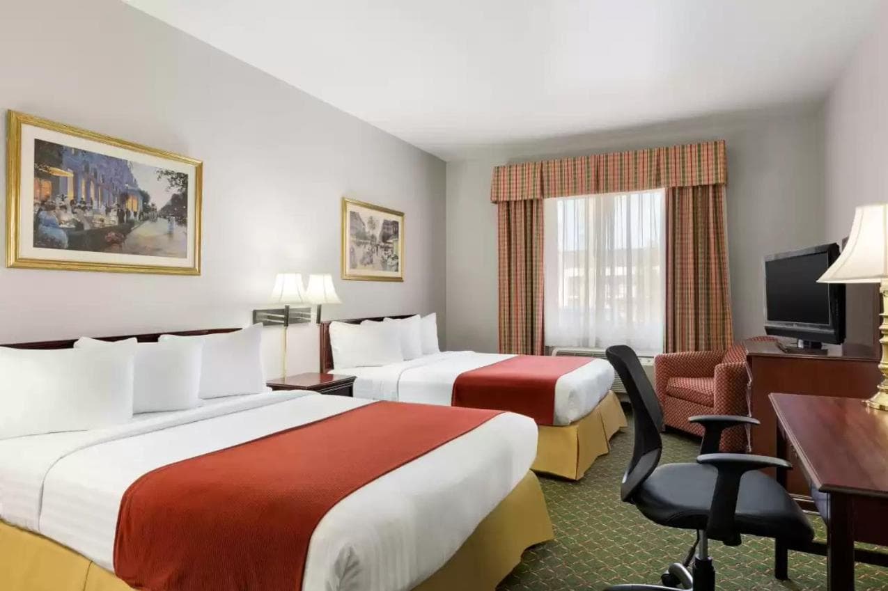 Country Inn & Suites by Radisson, Fort Worth West l-30 NAS JRB gallery photo in Fort Worth, TX — image 30