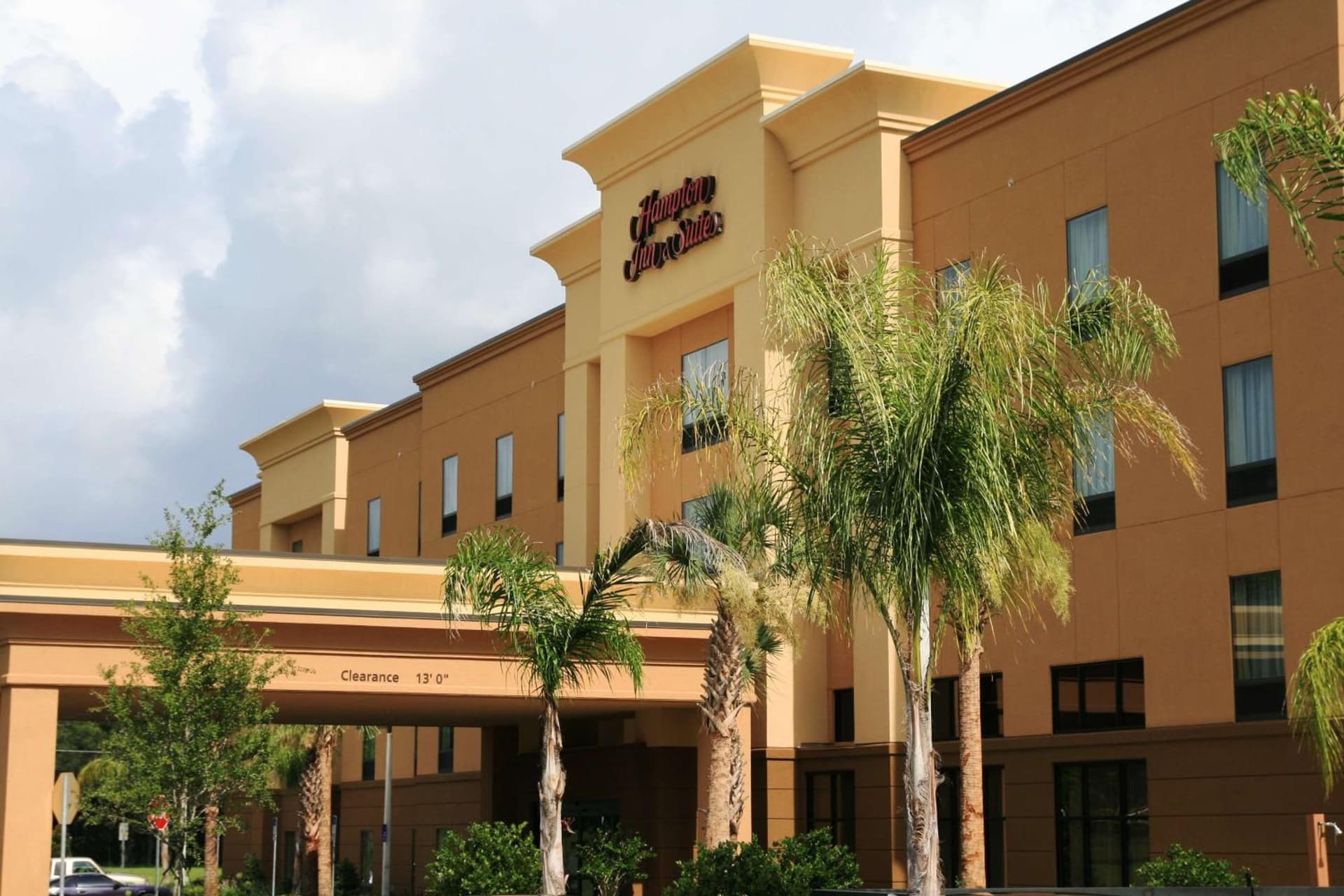 Hampton Inn & Suites Ocala - Belleview featured exterior or lobby in Marion Oaks, FL — similar hotel