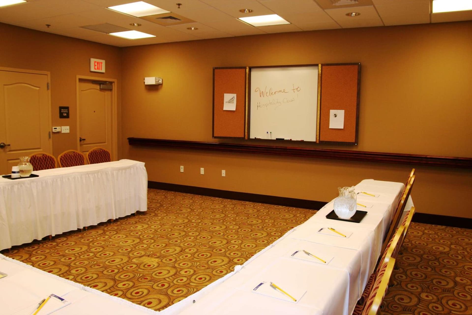 Hampton Inn & Suites Ocala - Belleview interior in Marion Oaks, FL — gallery photo 2