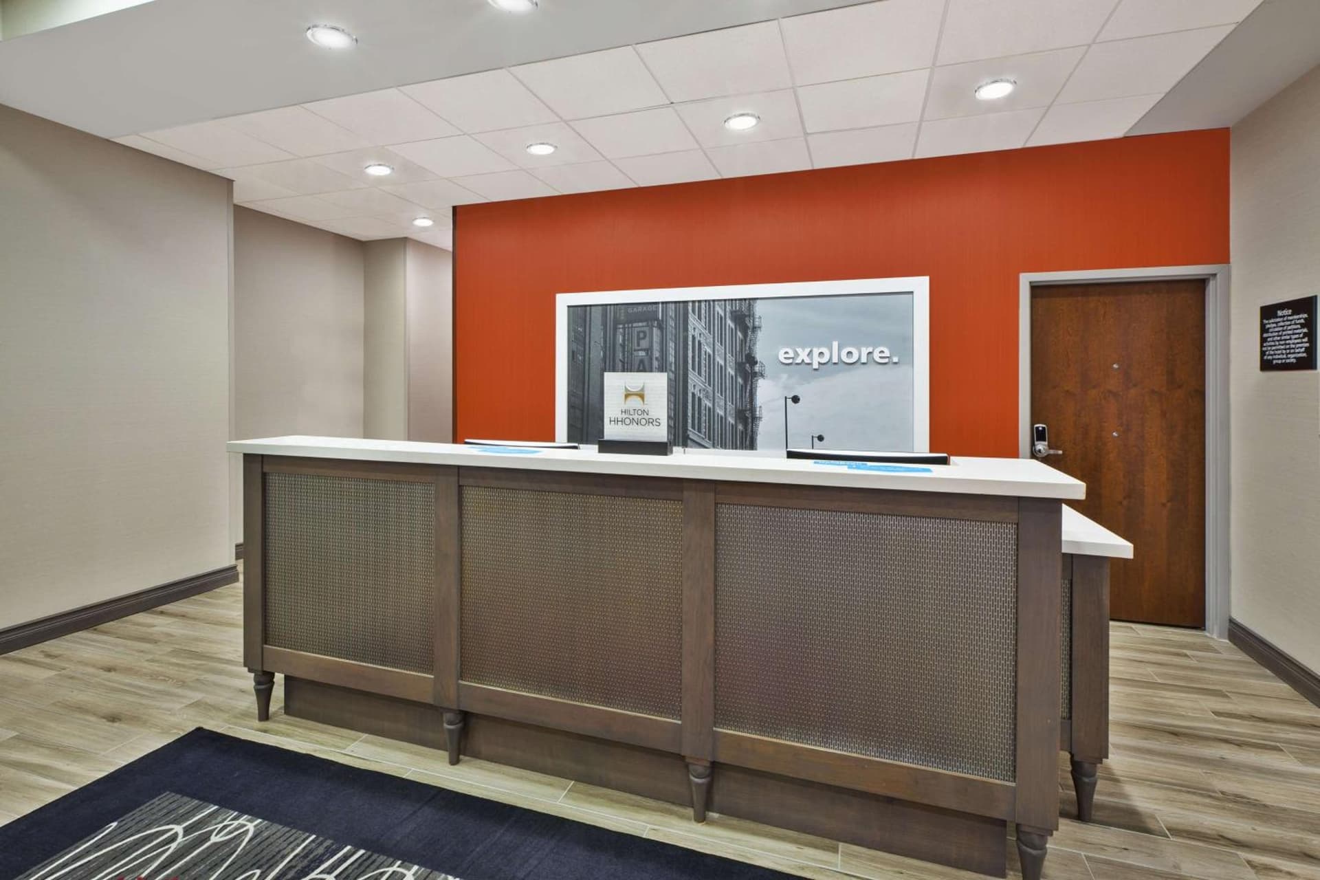 Hampton Inn by Hilton Detroit Dearborn gallery photo in Dearborn, MI — image 19