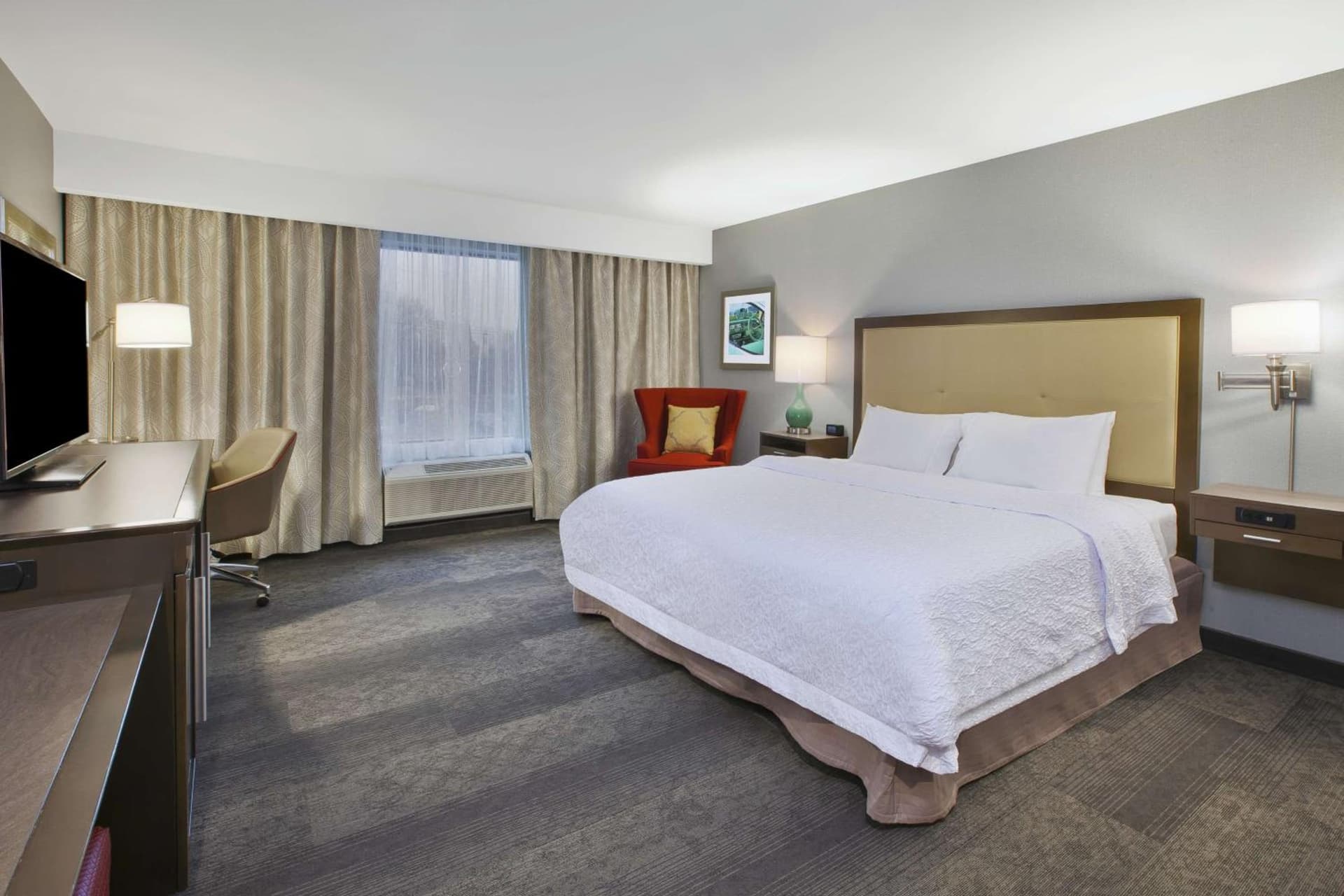 Hampton Inn by Hilton Detroit Dearborn gallery photo in Dearborn, MI — image 16