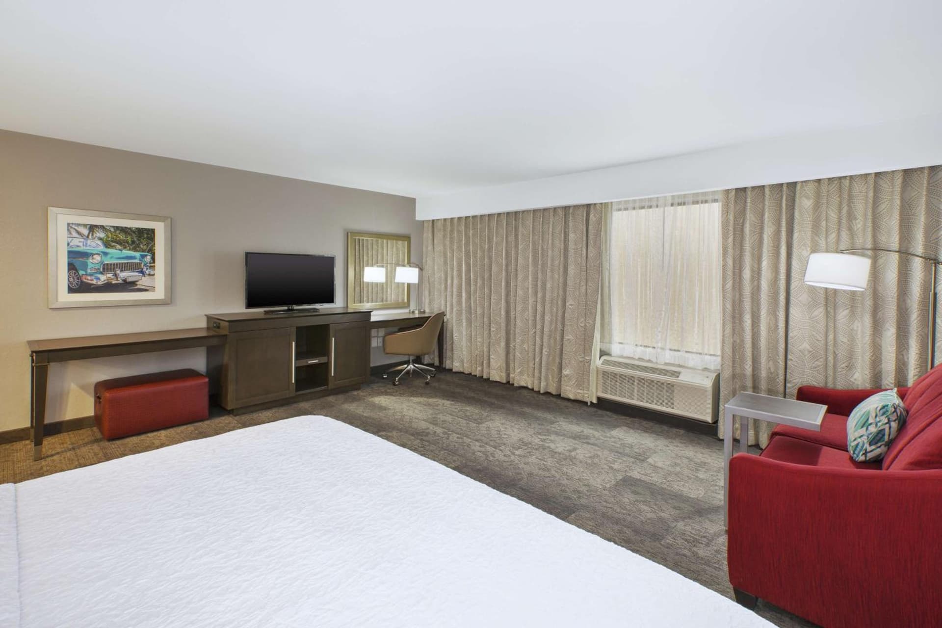 Hampton Inn by Hilton Detroit Dearborn gallery photo in Dearborn, MI — image 12