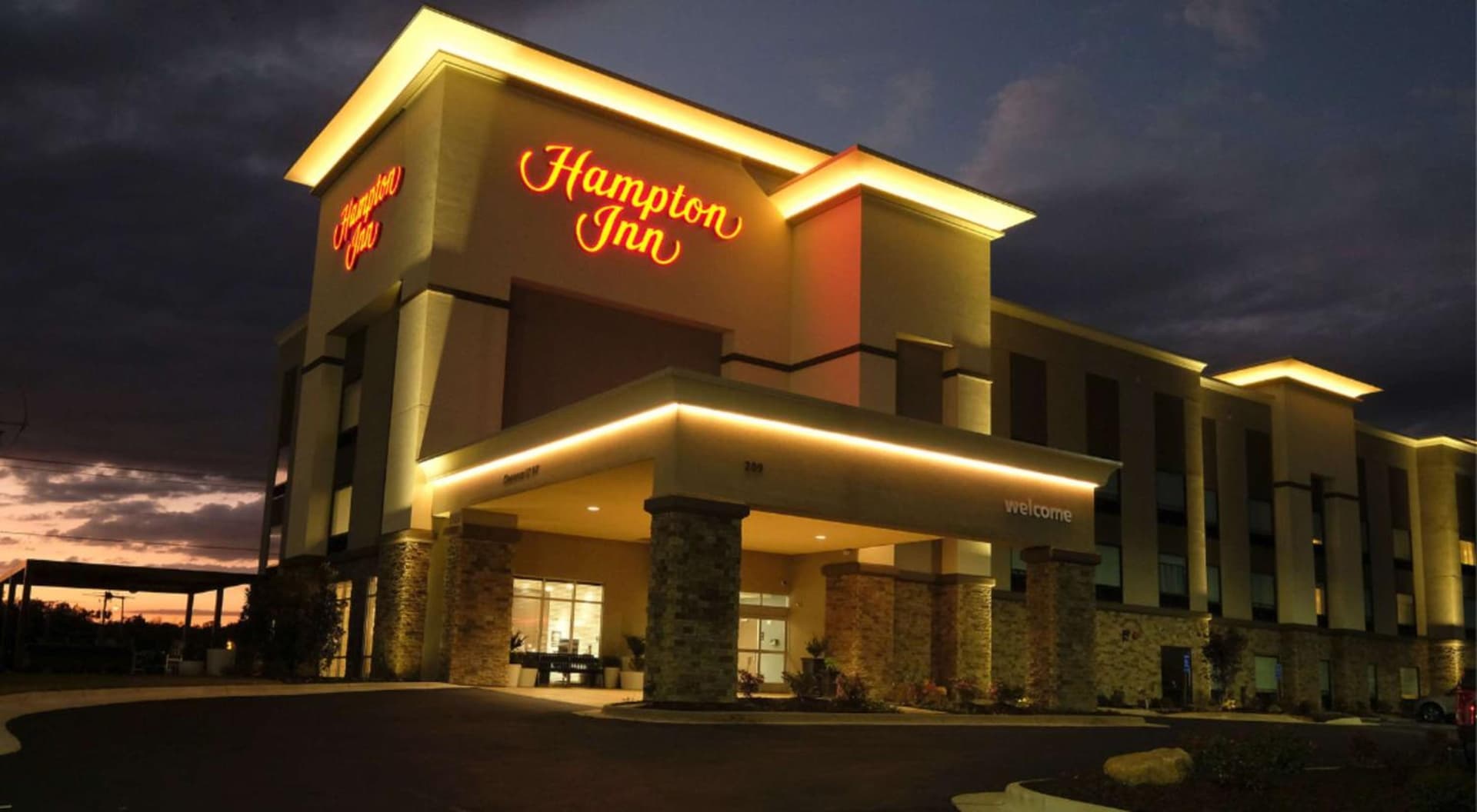 Hampton Inn Searcy Arkansas interior in Searcy, AR — gallery photo 2