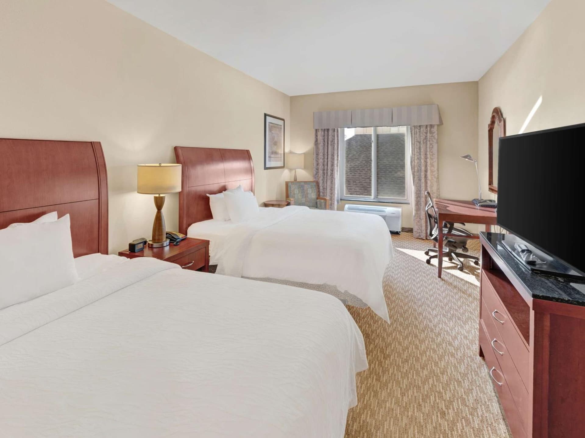 Hilton Garden Inn Oklahoma City North Quail Springs interior in Oklahoma City, OK — gallery photo 2