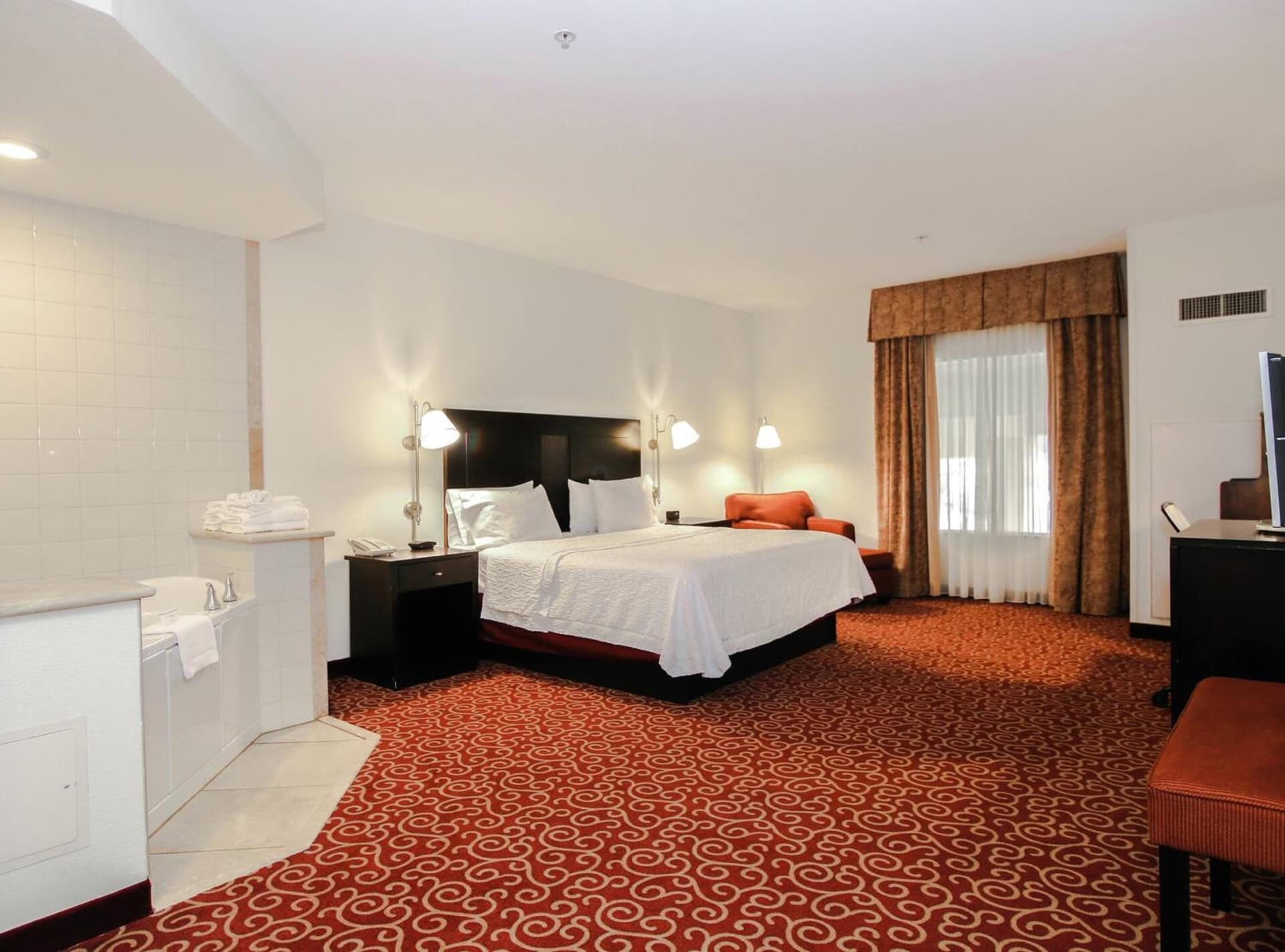 Hampton Inn Kingston gallery photo in Kingston, NY — image 8