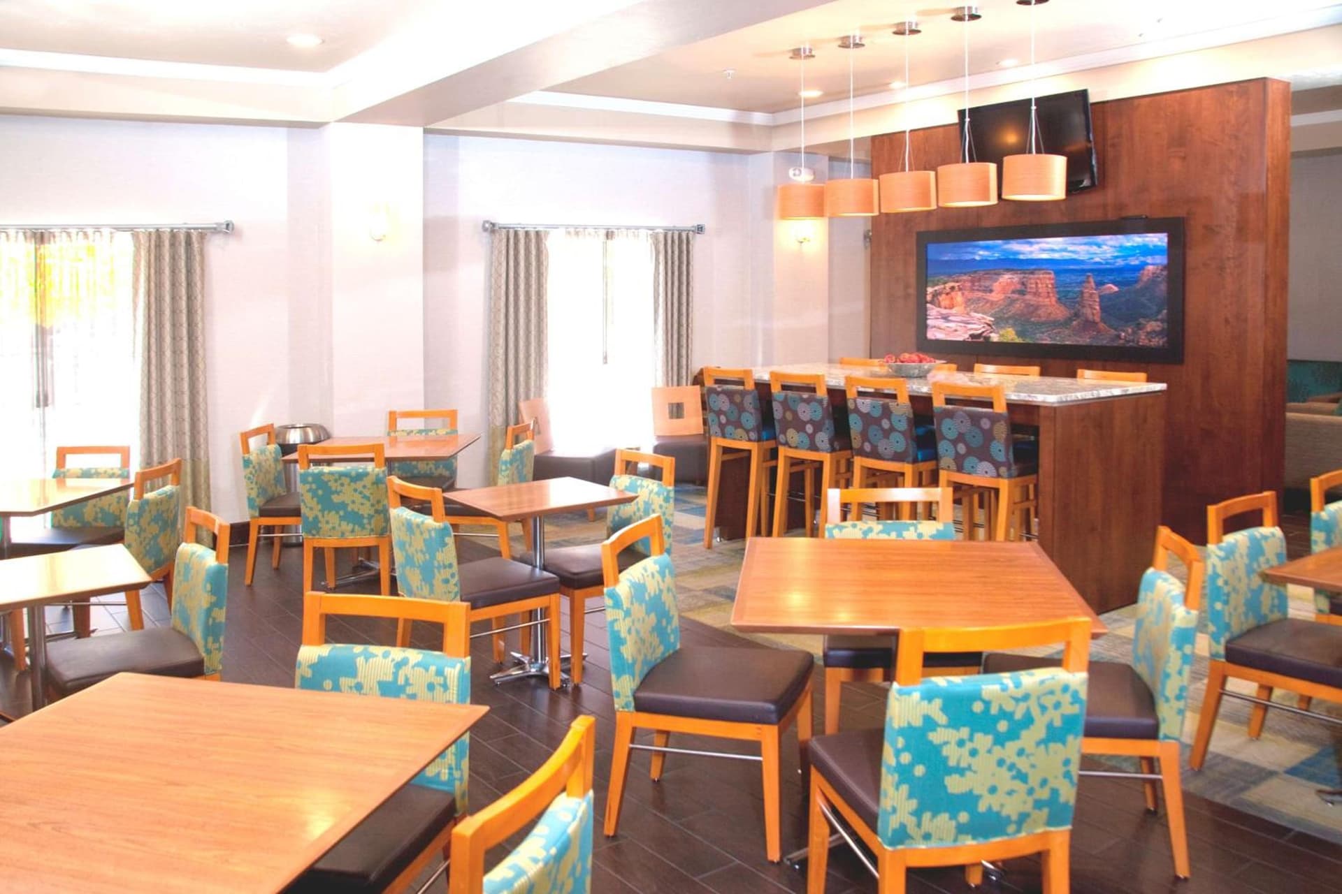 Hampton Inn Grand Junction gallery photo in Grand Junction, CO — image 12