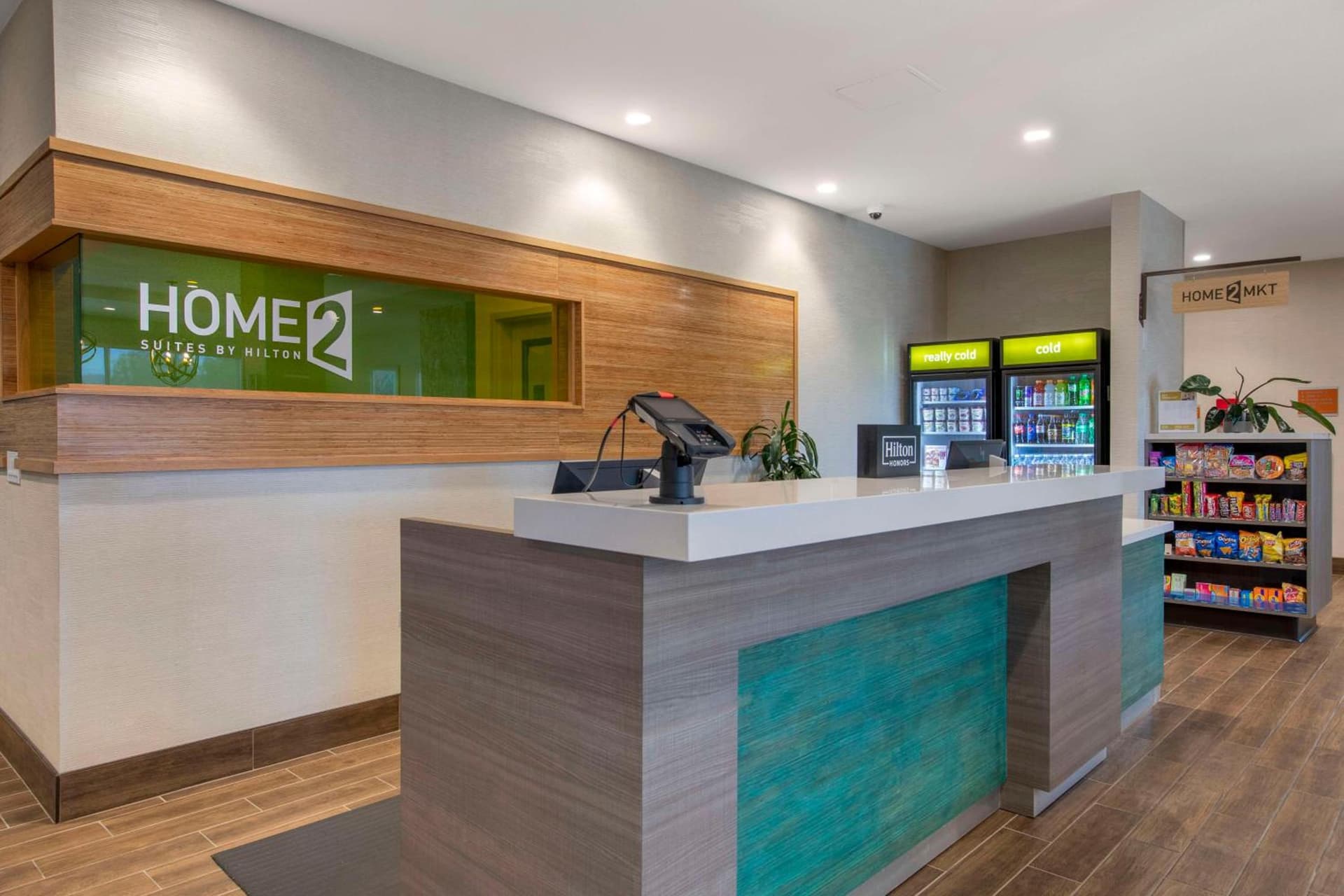 Home2 Suites By Hilton Redlands interior in Redlands, CA — gallery photo 2