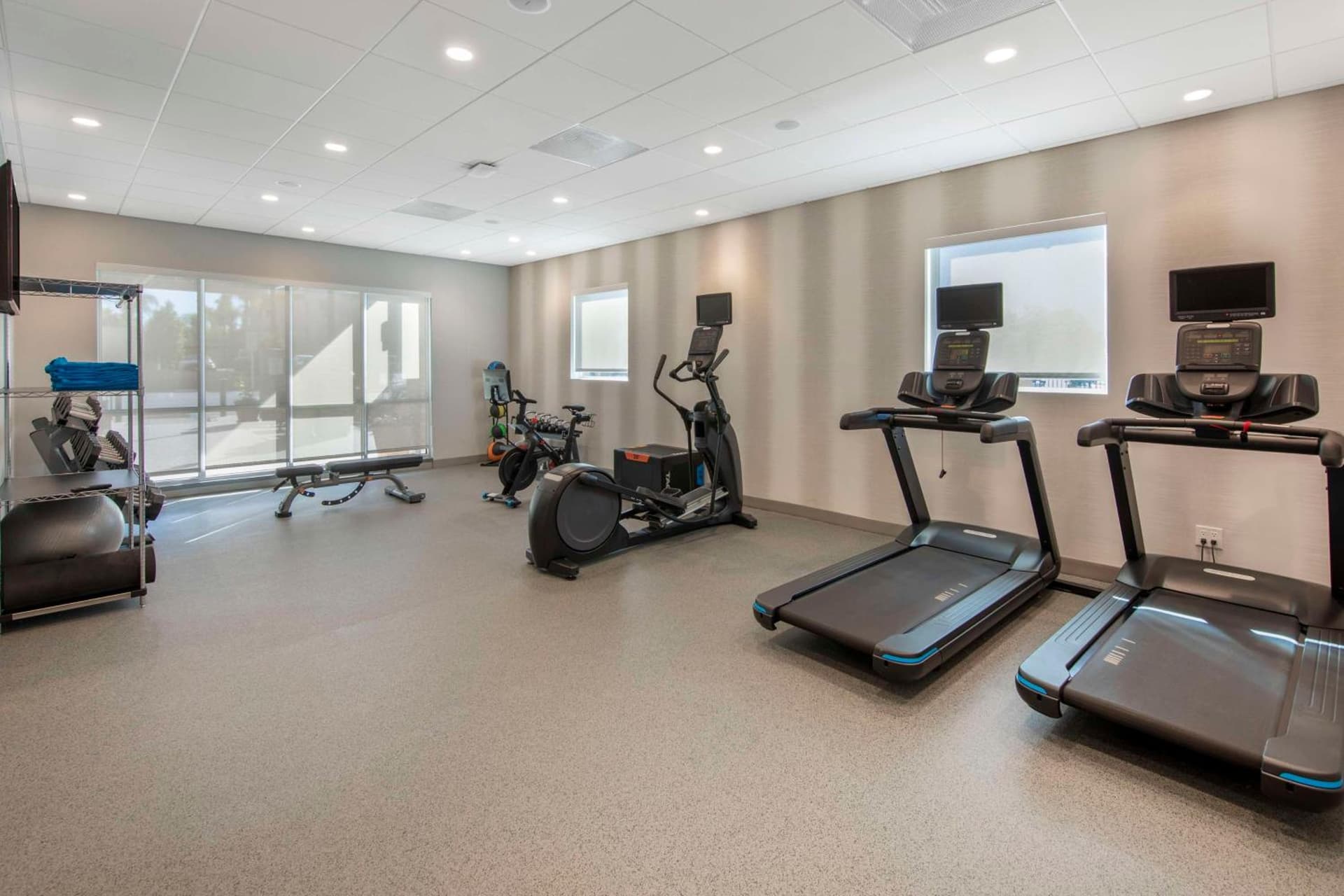 Home2 Suites By Hilton Redlands gallery photo in Redlands, CA — image 19