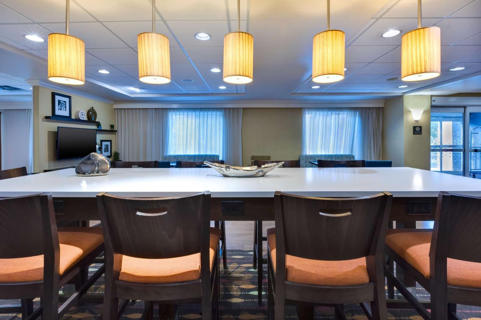 Hampton Inn Waterbury property views in Waterbury, CT — gallery photo 3