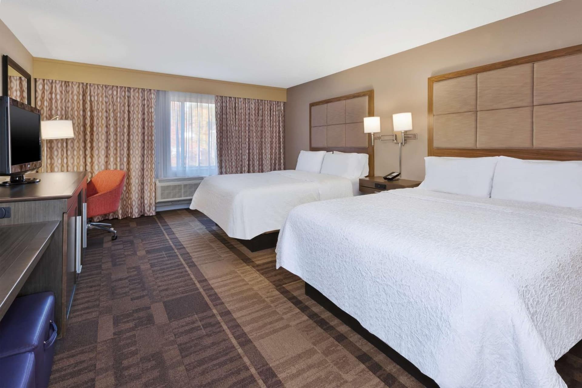 Hampton Inn Waterbury gallery photo in Waterbury, CT — image 8
