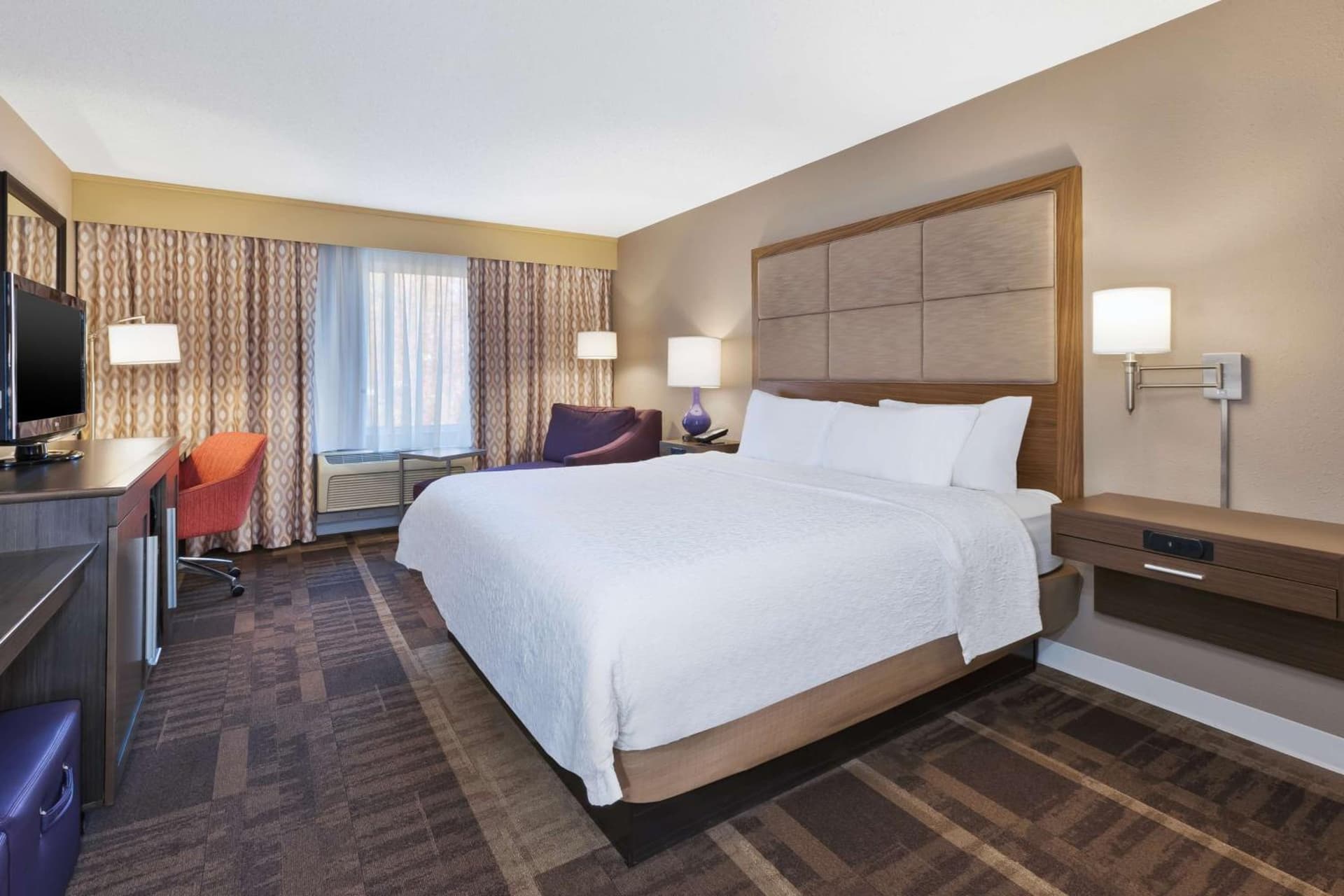 Hampton Inn Waterbury gallery photo in Waterbury, CT — image 4