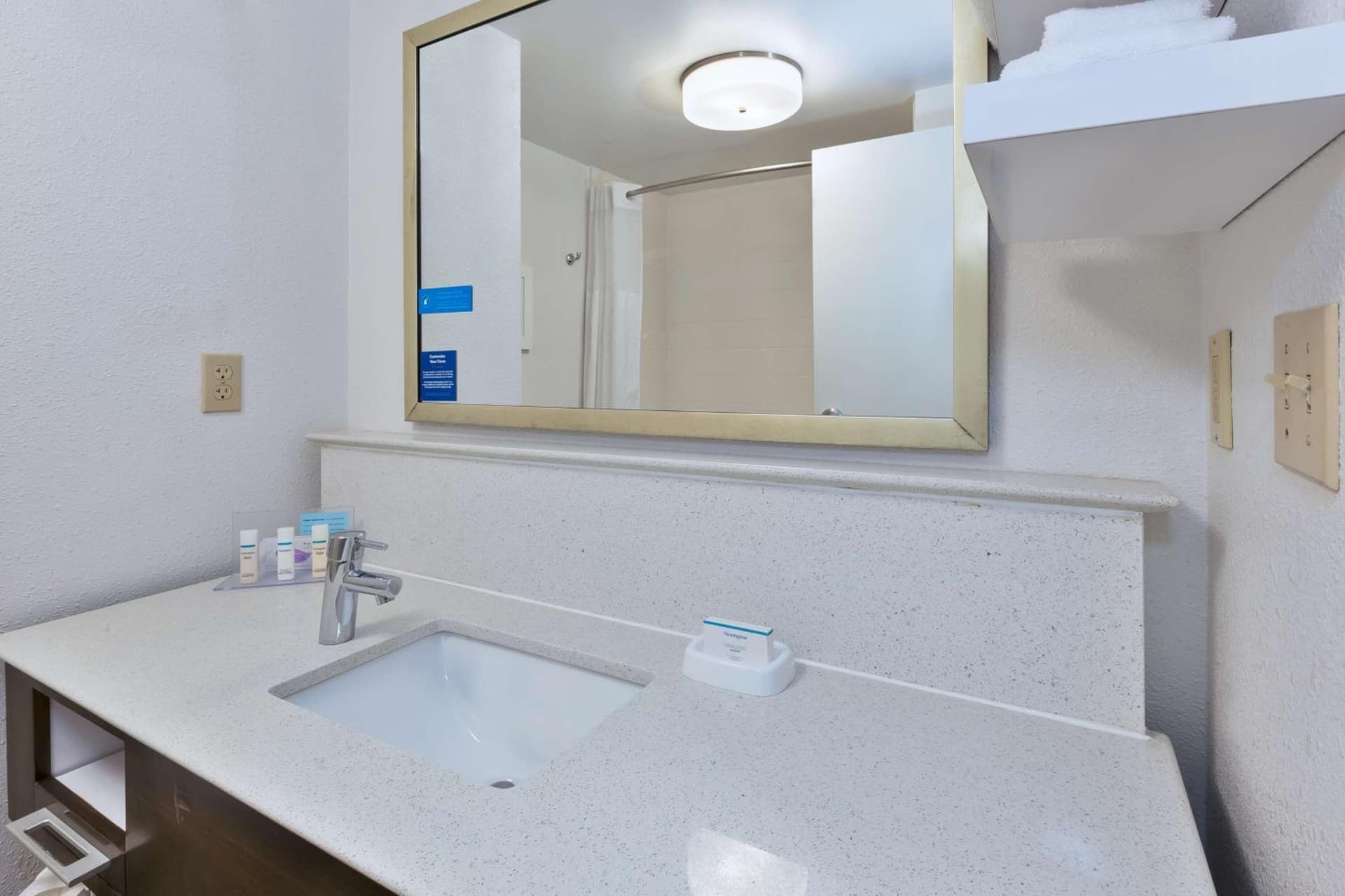 Hampton Inn Waterbury gallery photo in Waterbury, CT — image 20