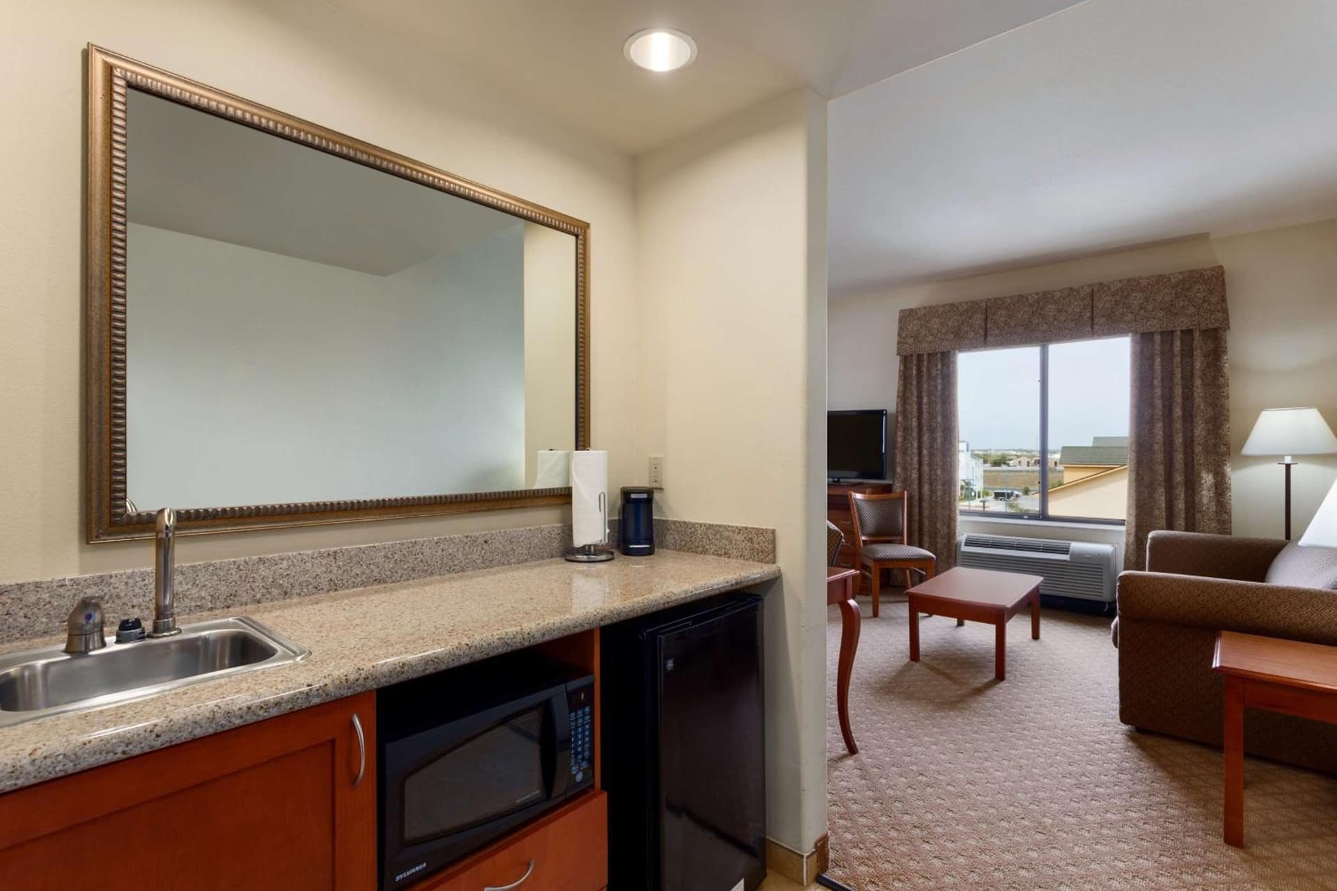 Hampton Inn & Suites Pharr gallery photo in Pharr, TX — image 5