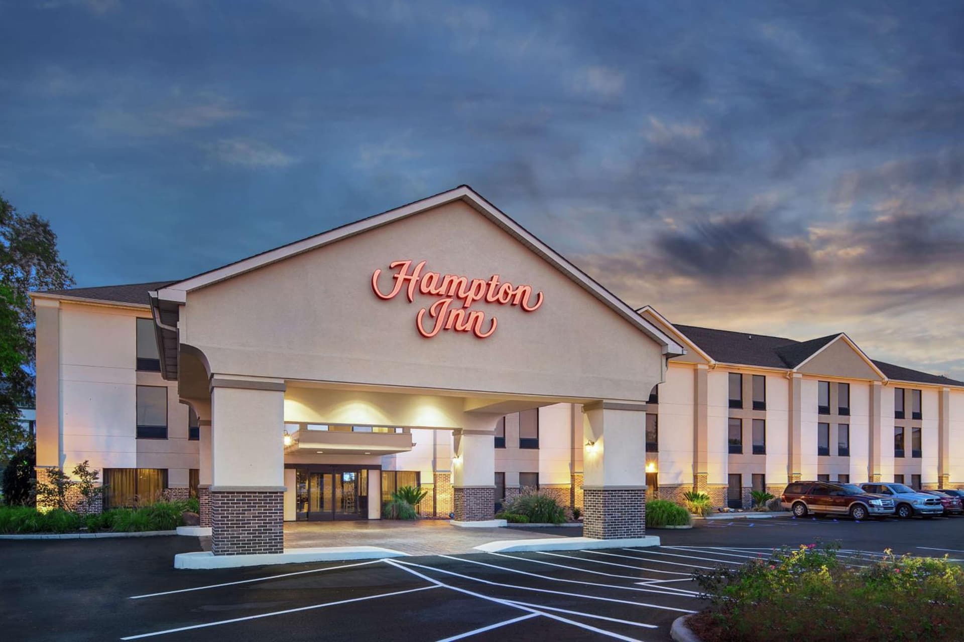 Hampton Inn Thomasville interior in Thomasville, GA — gallery photo 2