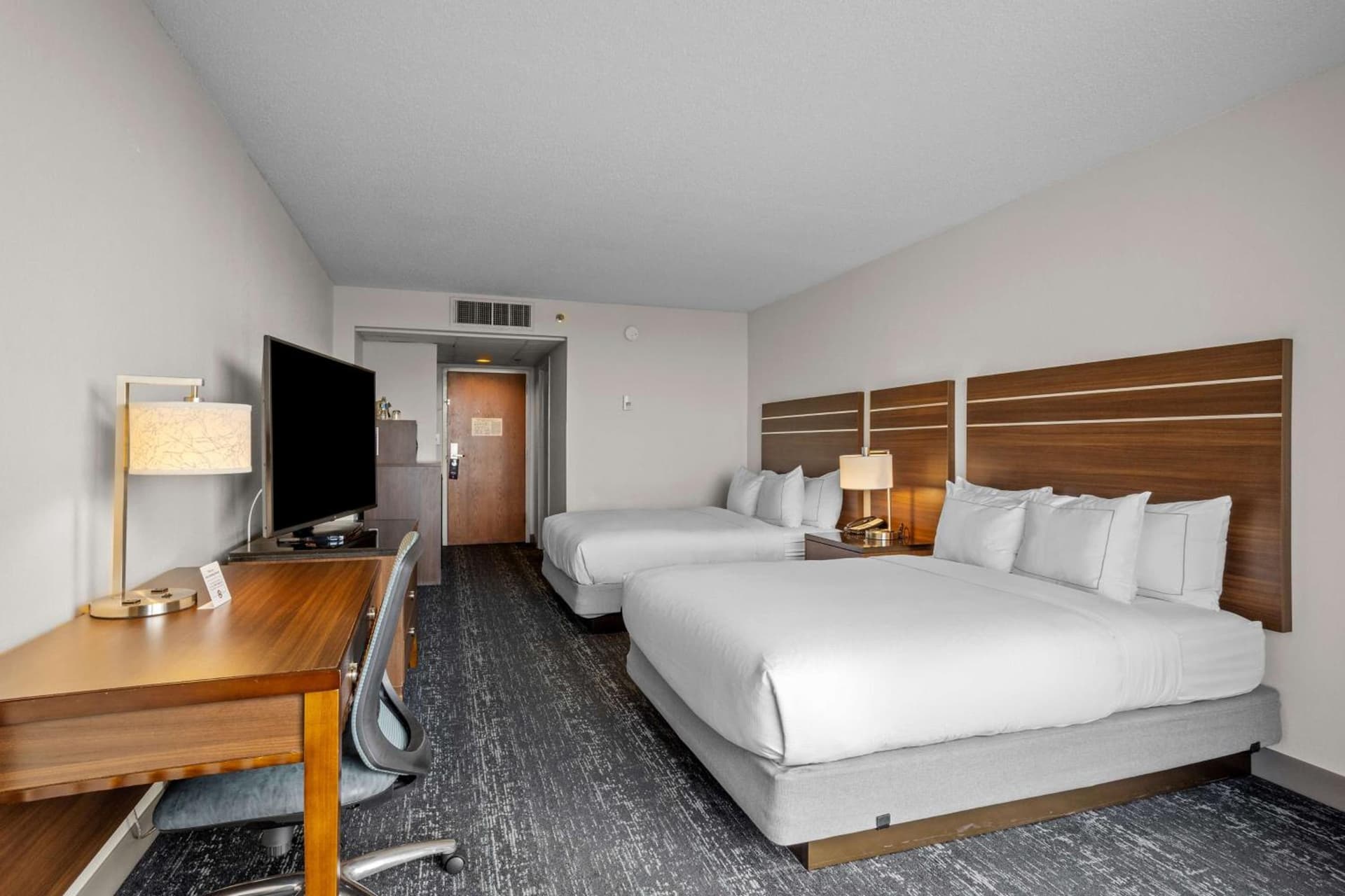DoubleTree by Hilton Atlantic Beach Oceanfront gallery photo in Atlantic Beach, NC — image 20