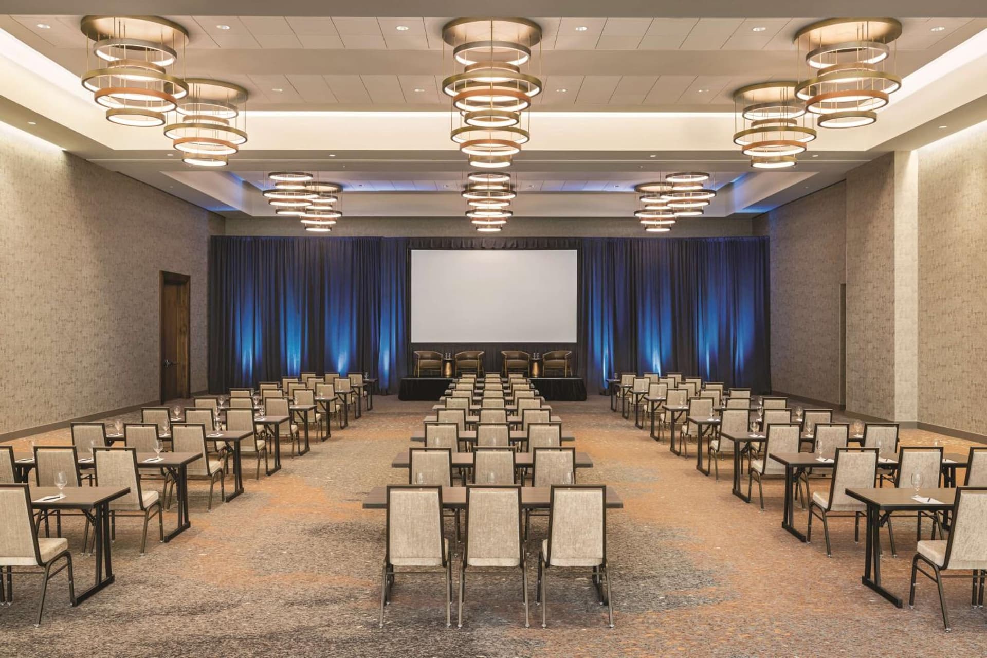 Hilton North Scottsdale At Cavasson gallery photo in Scottsdale, AZ — image 76