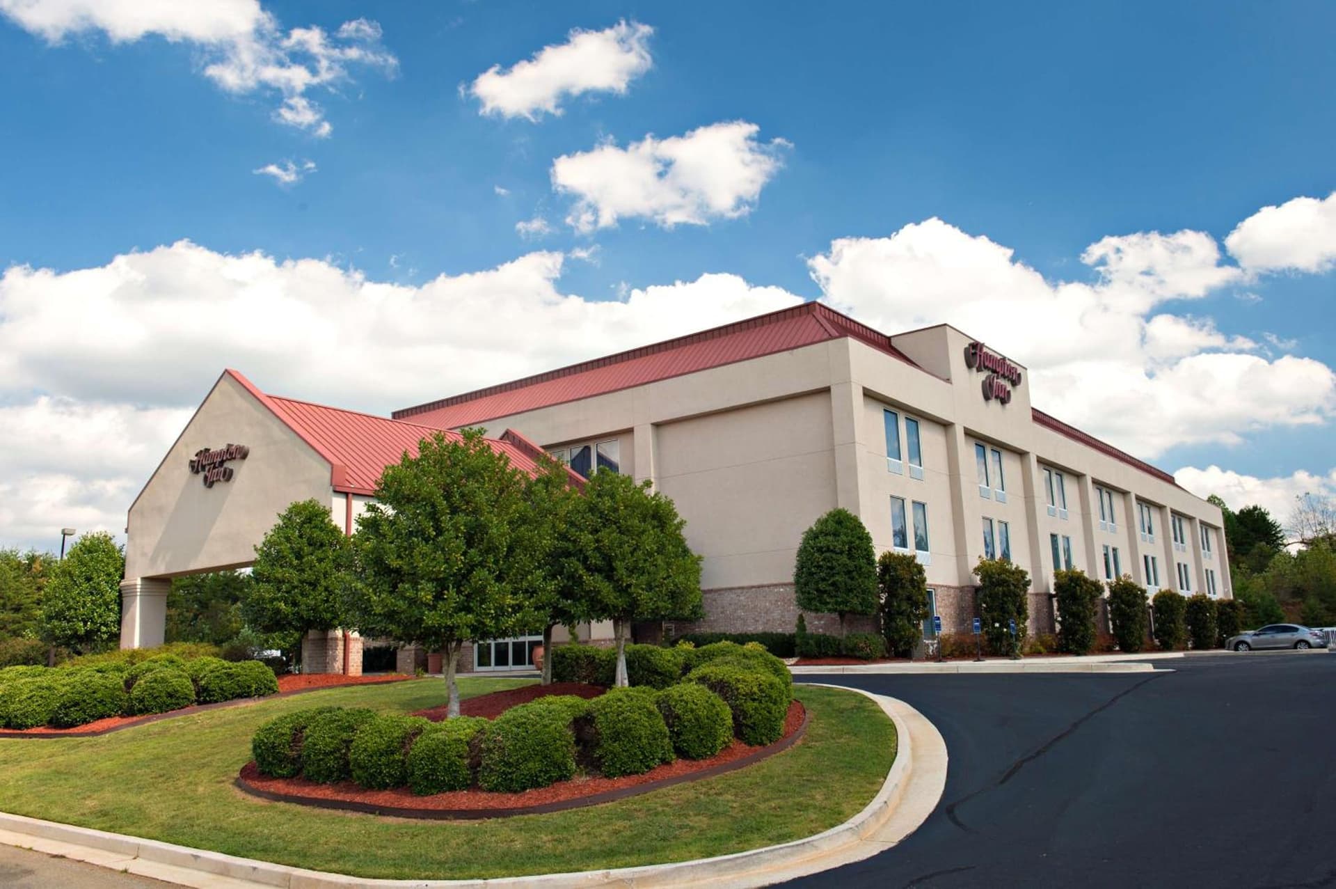 Hampton Inn Cornelia featured exterior or lobby in Cornelia, GA — similar hotel