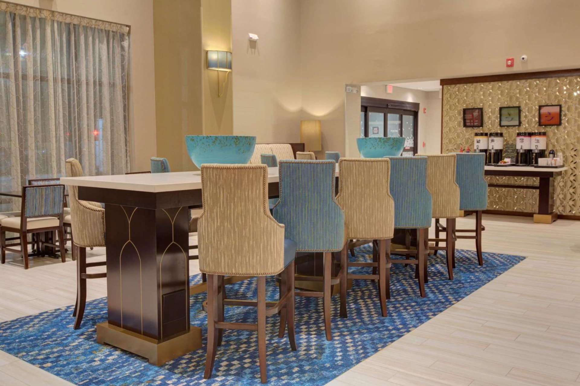 Hampton Inn & Suites by Hilton Tampa Busch Gardens Area gallery photo in Tampa, FL — image 11