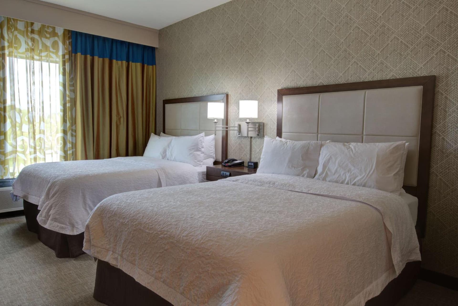 Hampton Inn & Suites by Hilton Tampa Busch Gardens Area gallery photo in Tampa, FL — image 14