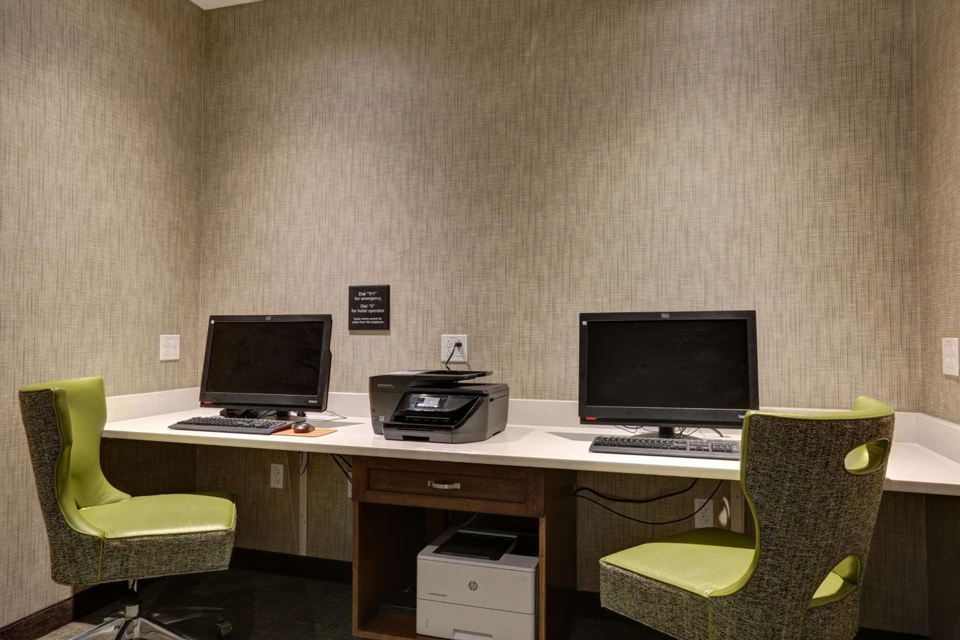 Hampton Inn & Suites by Hilton Tampa Busch Gardens Area gallery photo in Tampa, FL — image 16