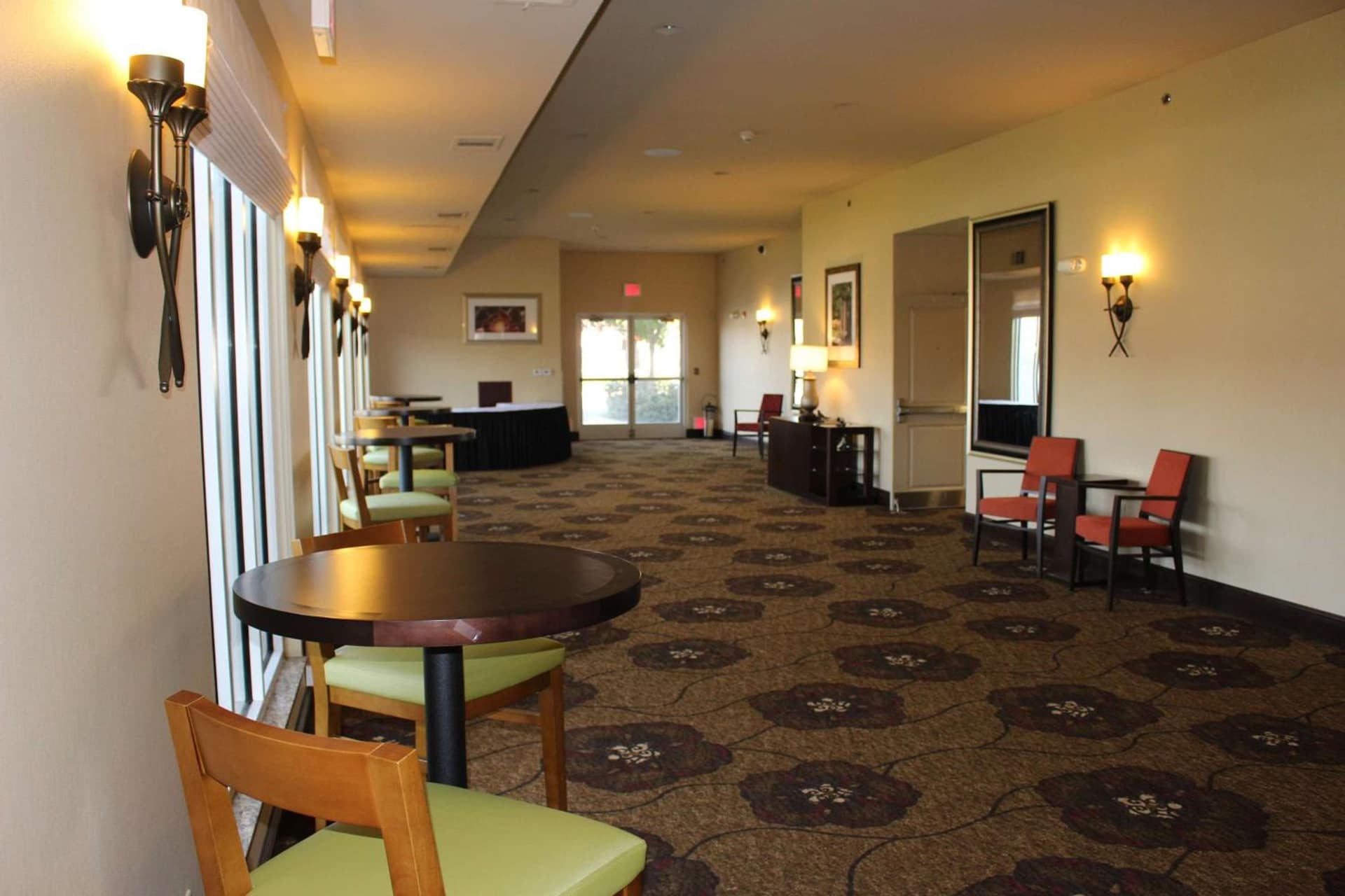 Hilton Garden Inn Clovis property views in Clovis, CA — gallery photo 3