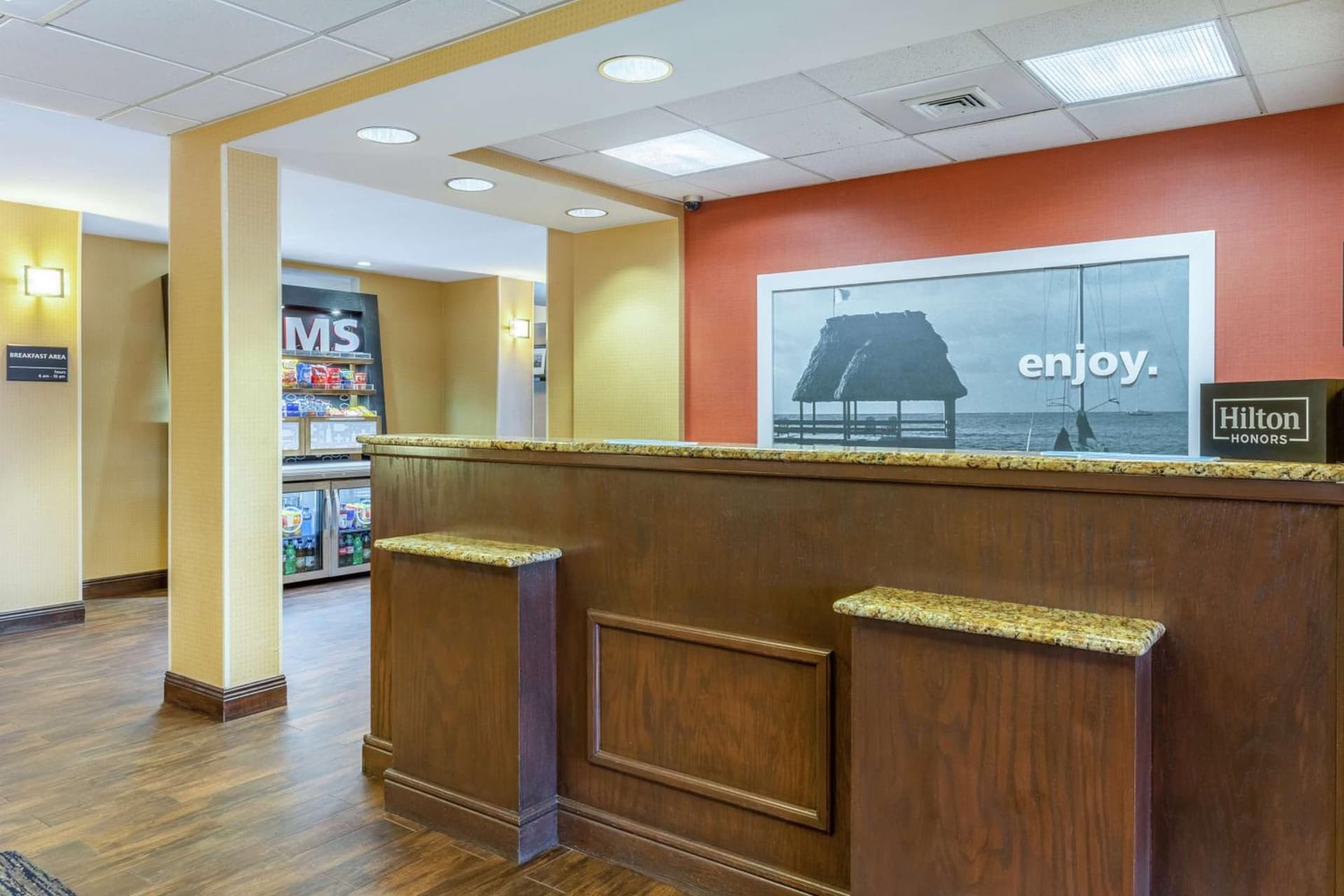 Hampton Inn Biloxi-Ocean Springs interior in Biloxi, MS — gallery photo 2