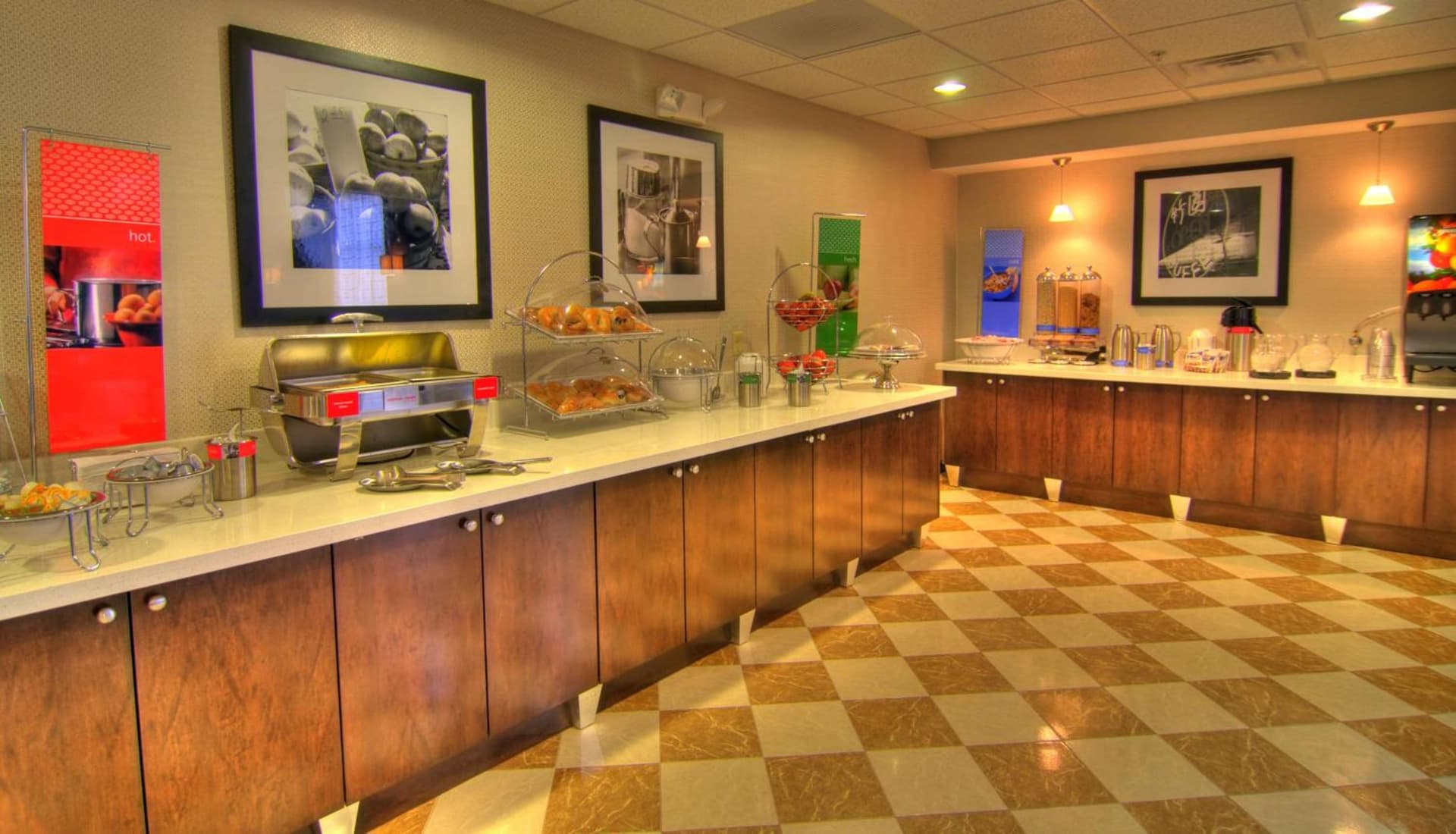 Hampton Inn and Suites Parsippany/North gallery photo in Parsippany, NJ — image 4