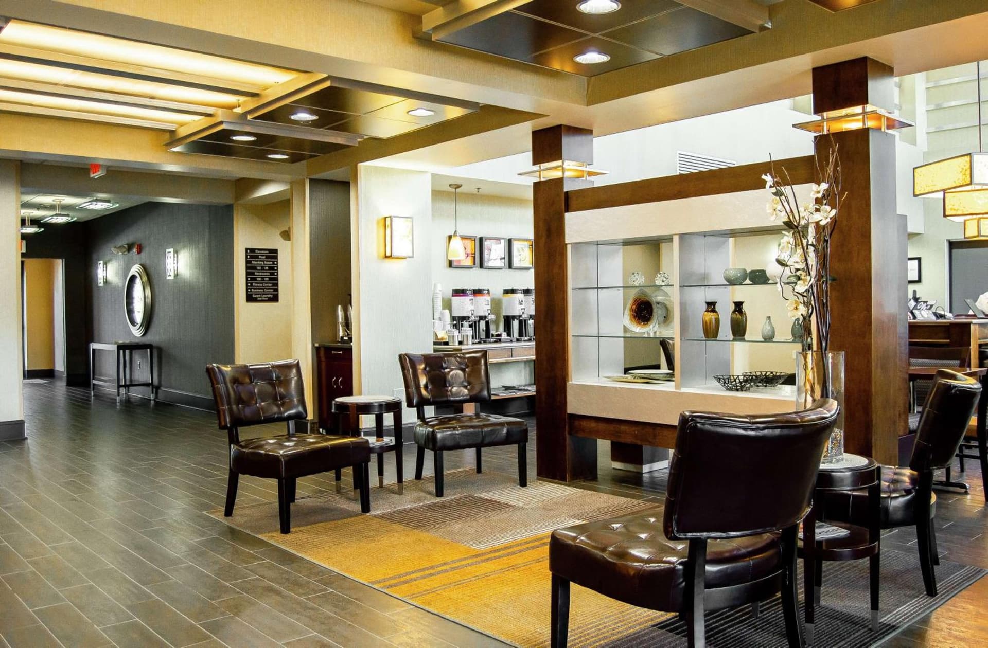 Hampton Inn & Suites Richmond Glenside interior in Richmond, VA — gallery photo 2