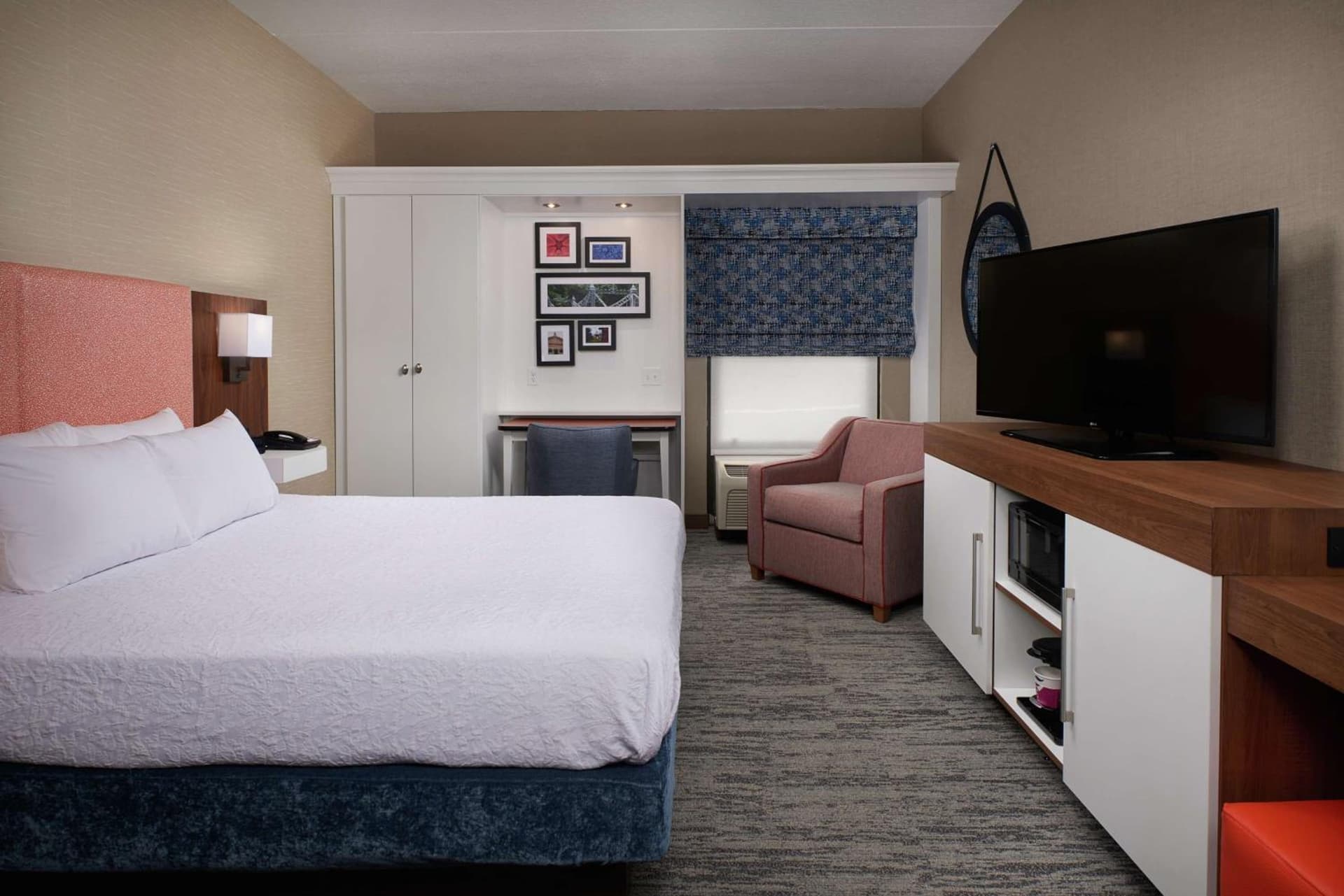 Hampton Inn by Hilton Youngstown-West I-80 gallery photo in Mineral Ridge, OH — image 9