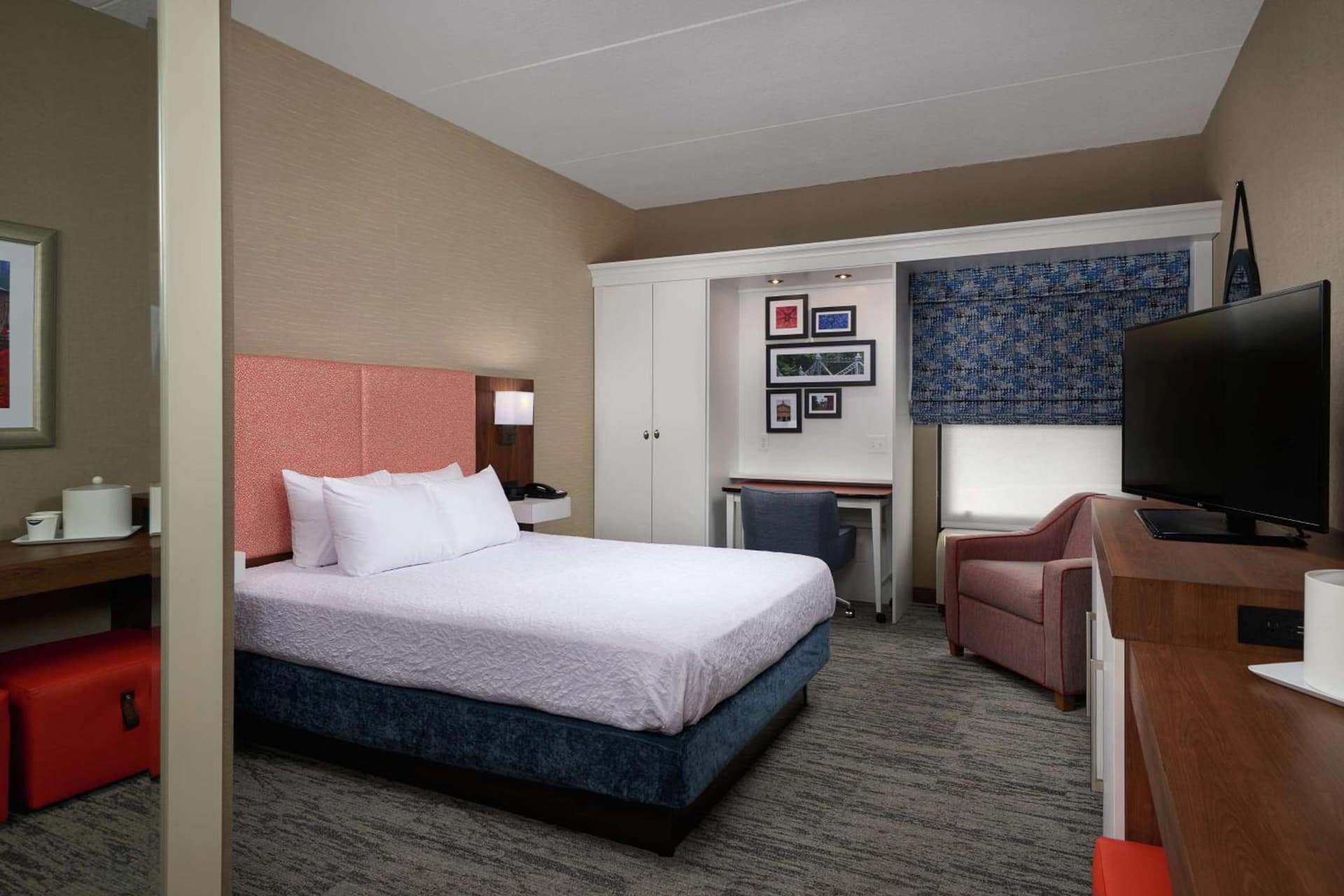 Hampton Inn by Hilton Youngstown-West I-80 gallery photo in Mineral Ridge, OH — image 7