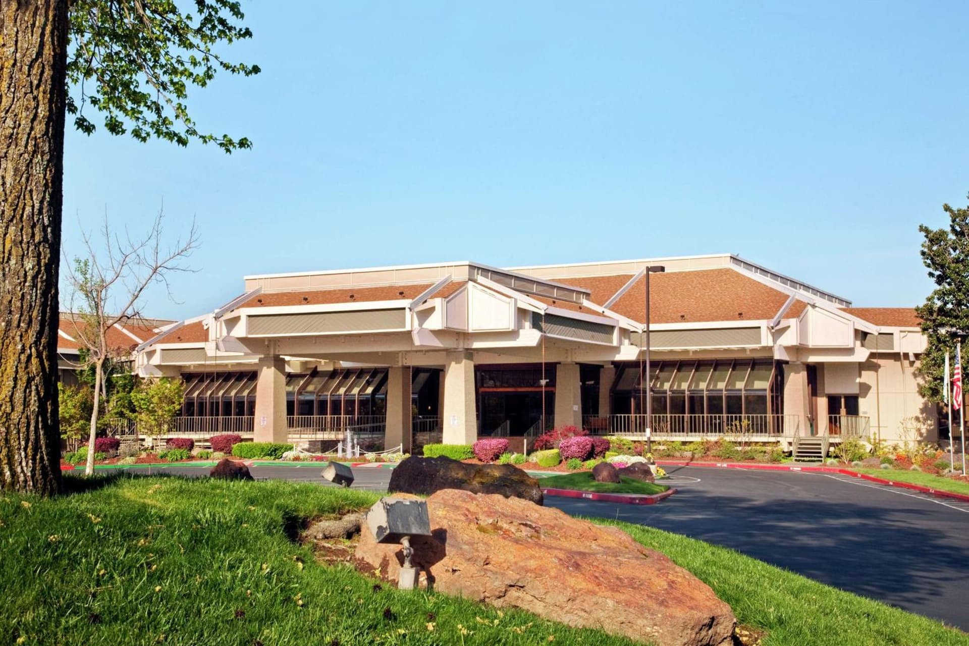 DoubleTree By Hilton Sacramento exterior or lobby in Sacramento, CA — main listing photo