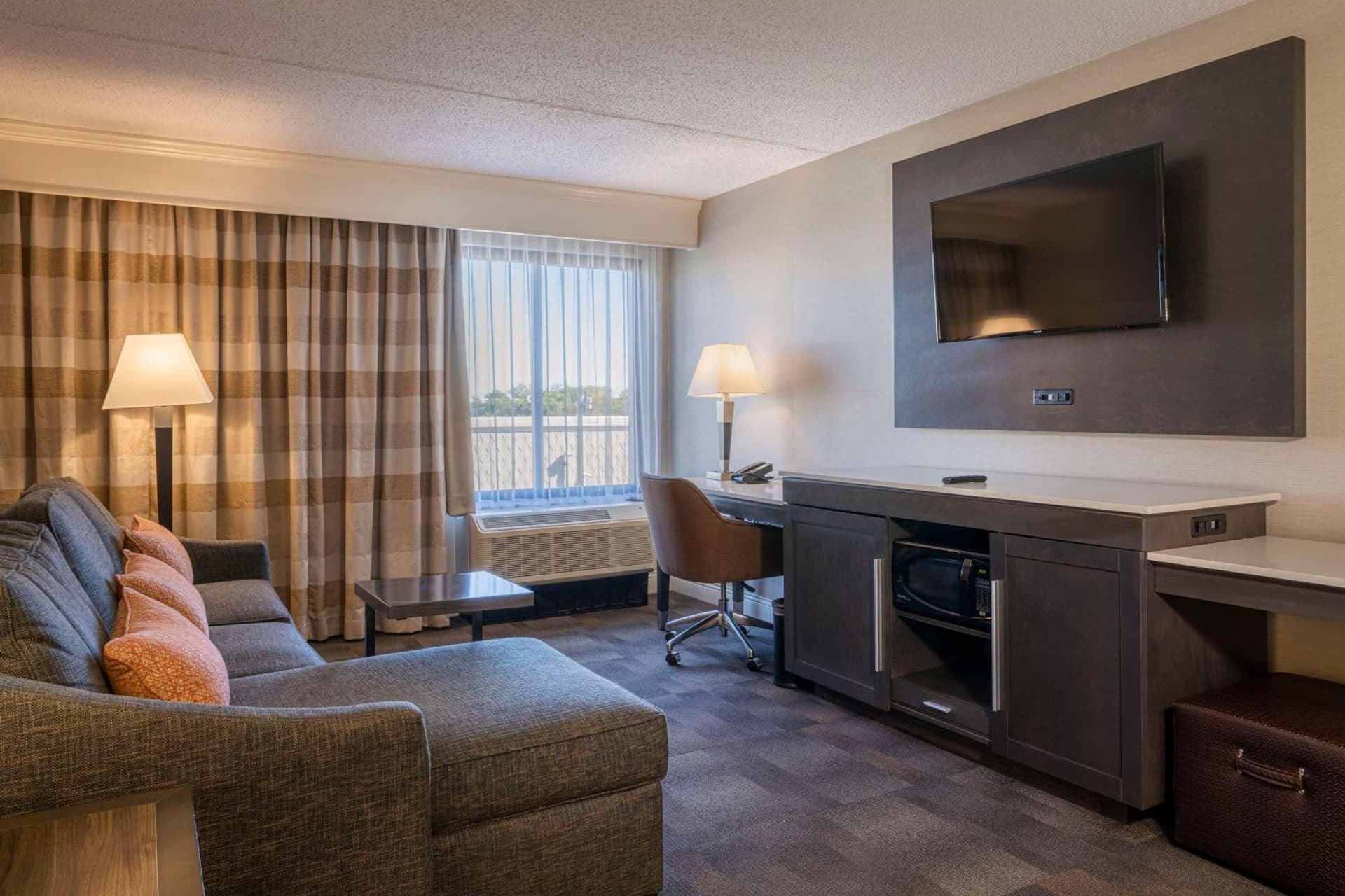 Hampton Inn Carlstadt At The Meadowlands gallery photo in Carlstadt, NJ — image 7