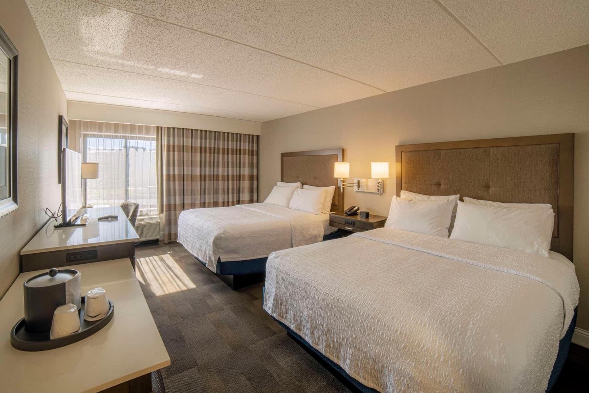 Hampton Inn Carlstadt At The Meadowlands gallery photo in Carlstadt, NJ — image 9