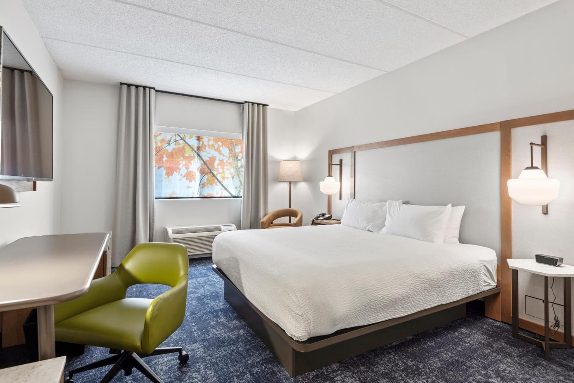 Fairfield Inn & Suites by Marriott Hickory interior in Hickory, NC — gallery photo 2