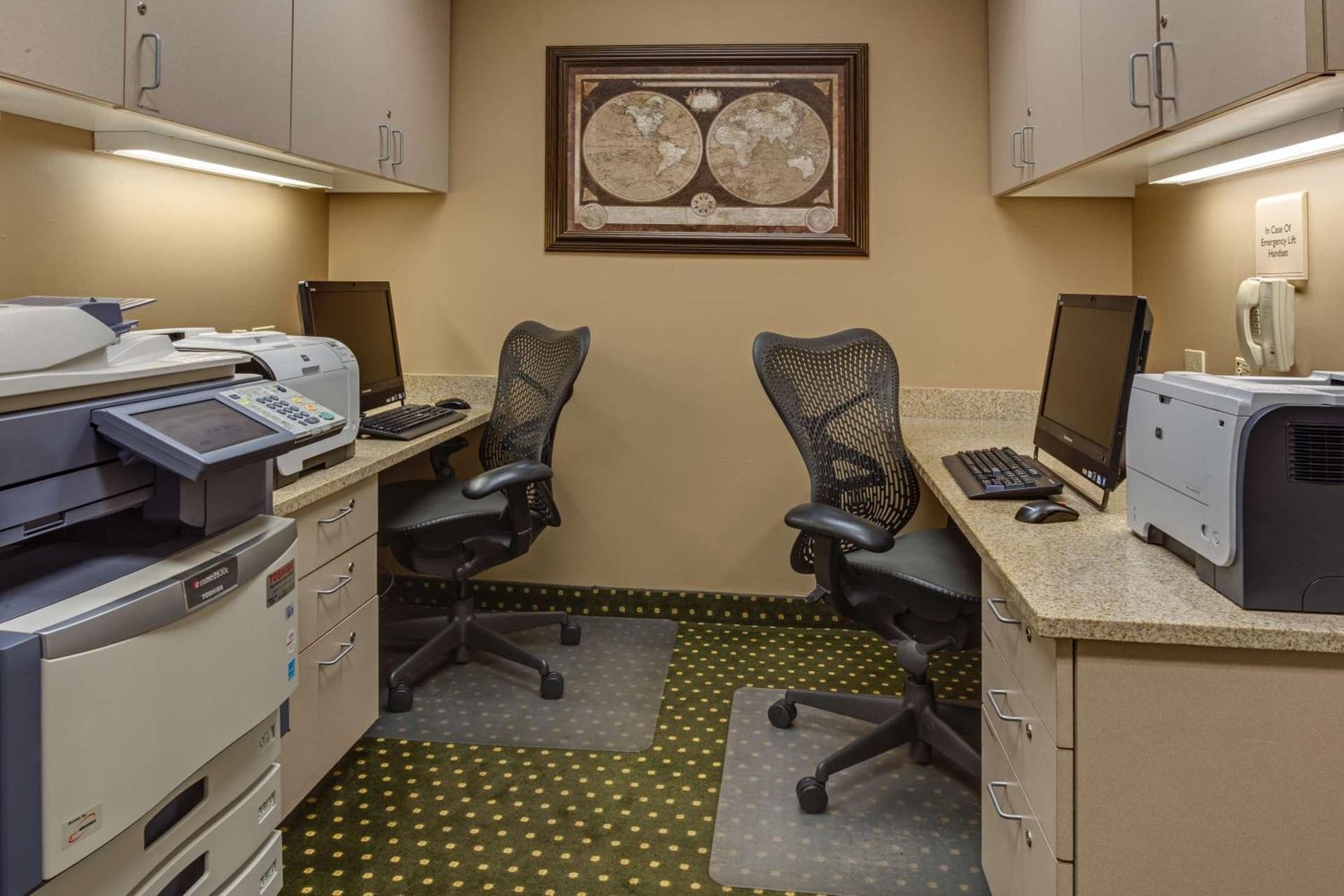 Hilton Garden Inn Cleveland Airport gallery photo in Fairview Park, OH — image 10
