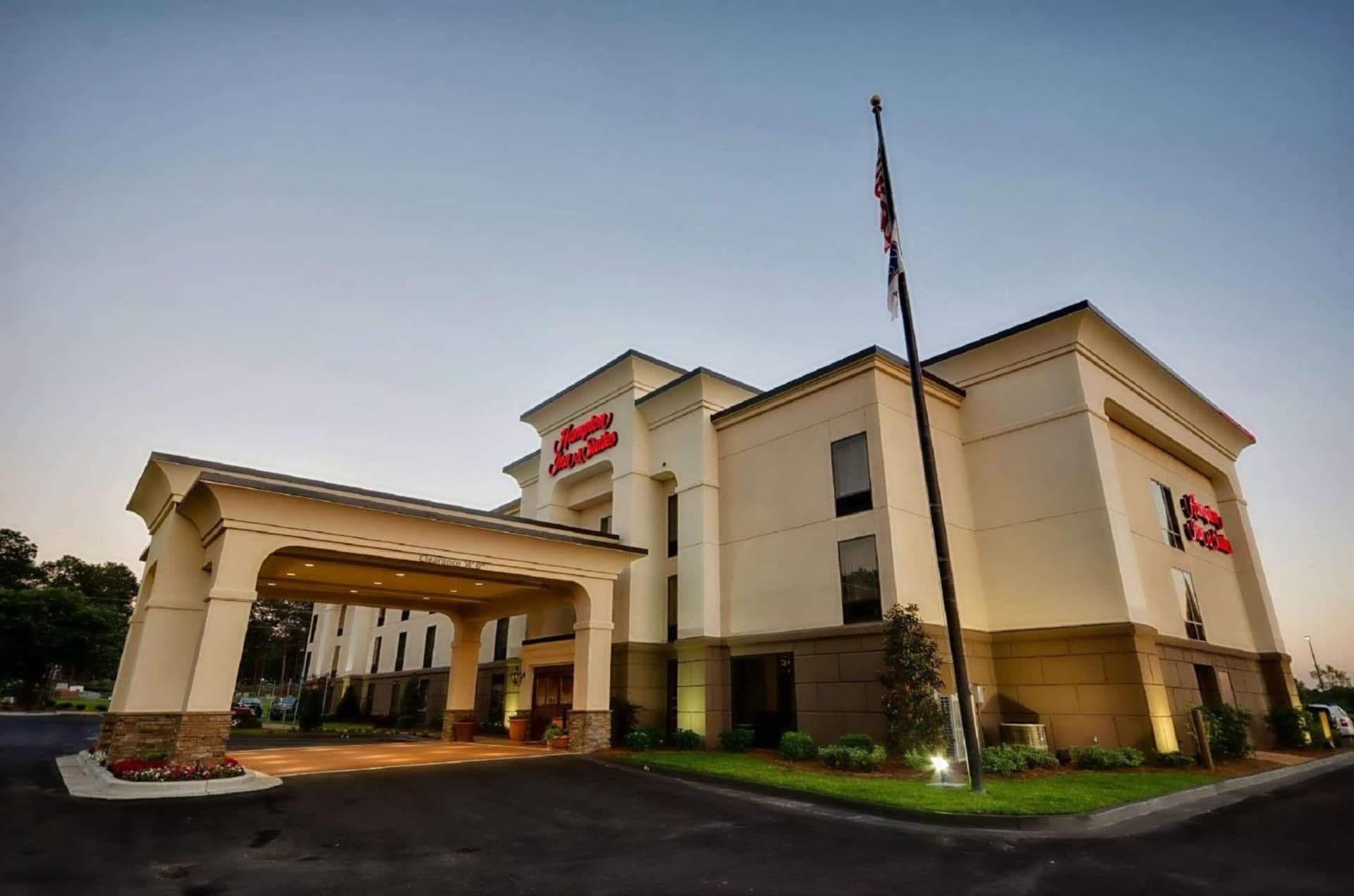 Hampton Inn & Suites Tifton featured exterior or lobby in Tifton, GA — similar hotel