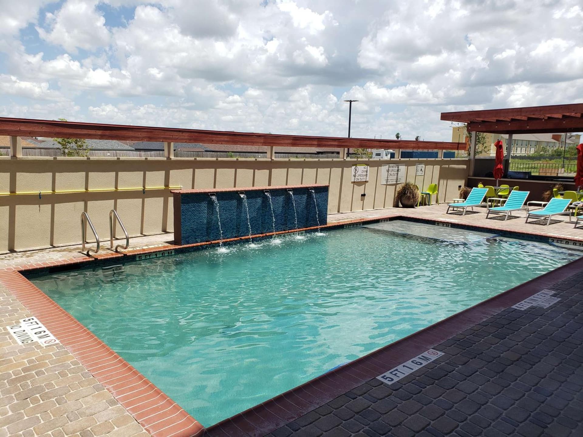 Home2 Suites By Hilton Edinburg interior in Edinburg, TX — gallery photo 2