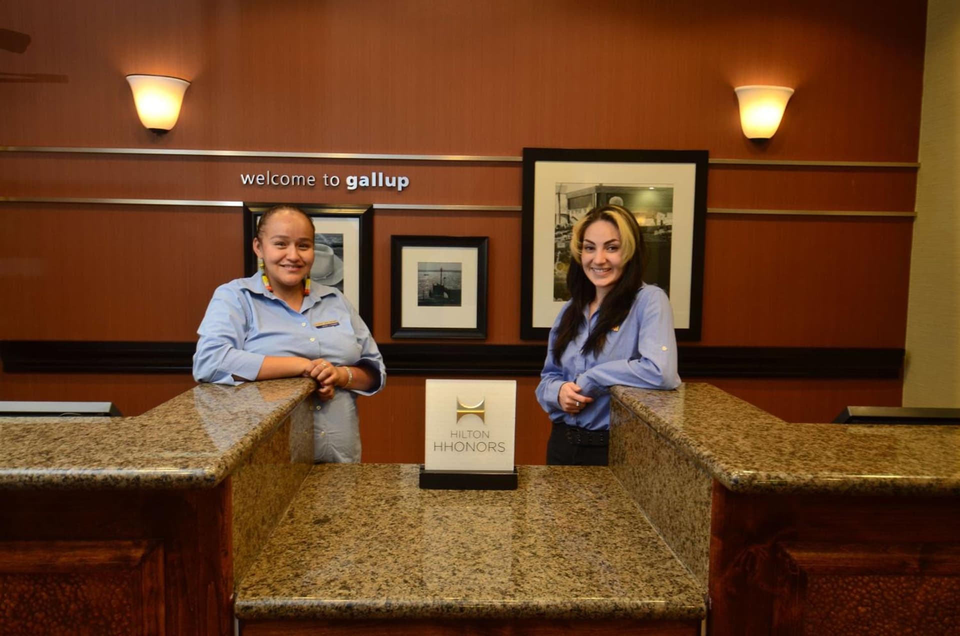 Hampton Inn & Suites Gallup interior in Gallup, NM — gallery photo 2