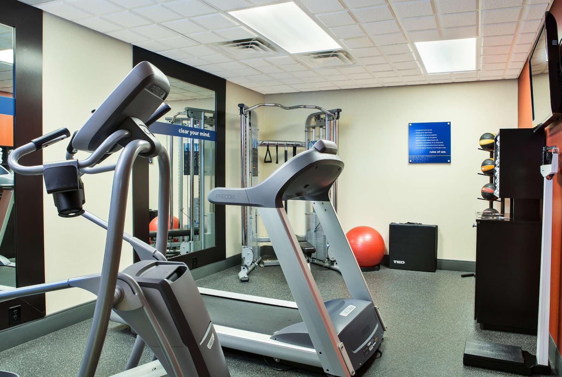 Hampton Inn Elkton gallery photo in Elkton, MD — image 9
