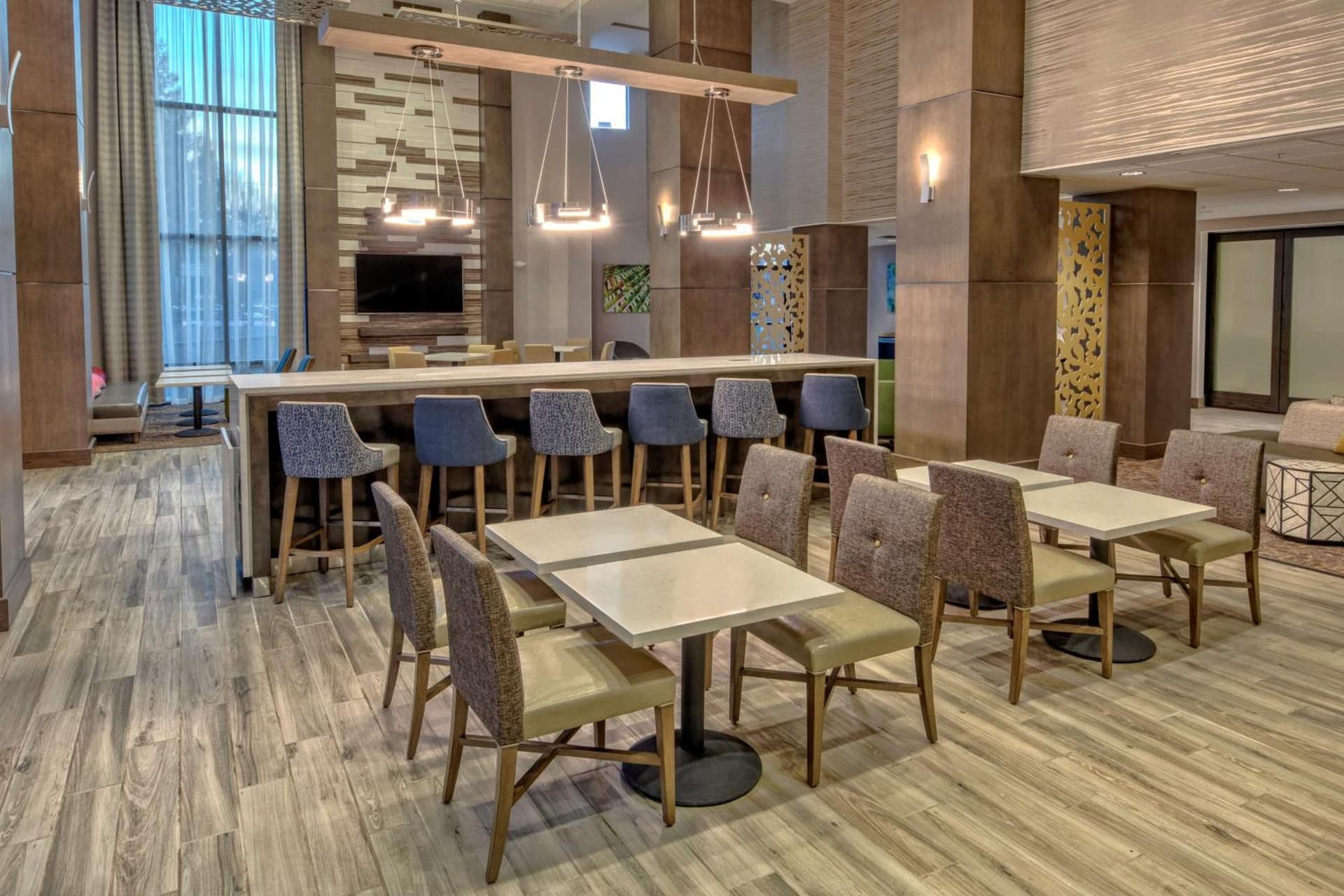 Hampton Inn & Suites San Jose Airport gallery photo in San Jose, CA — image 9