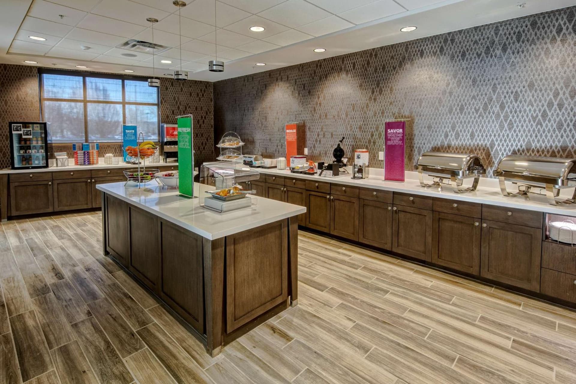 Hampton Inn & Suites San Jose Airport gallery photo in San Jose, CA — image 18