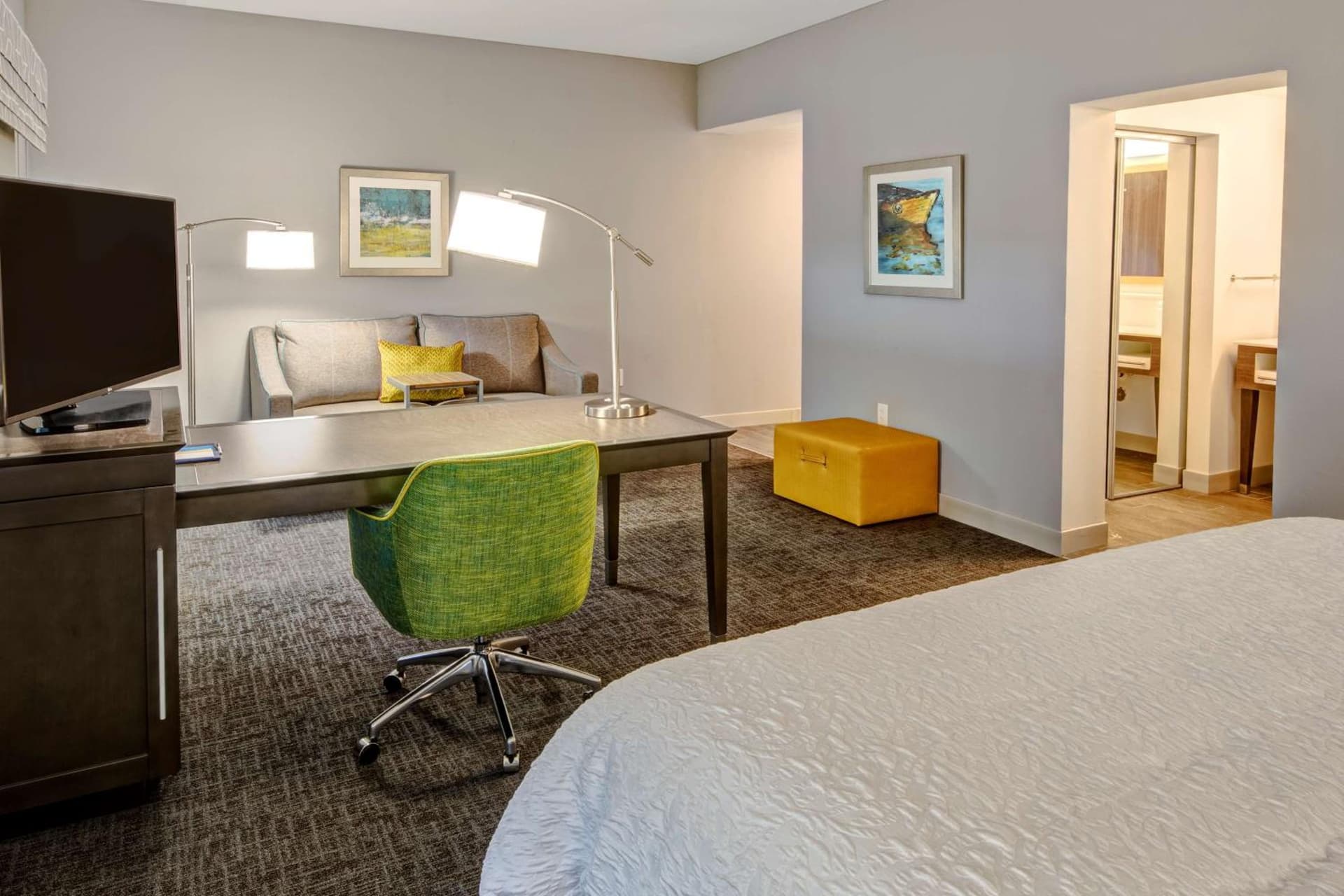 Hampton Inn & Suites San Jose Airport gallery photo in San Jose, CA — image 12