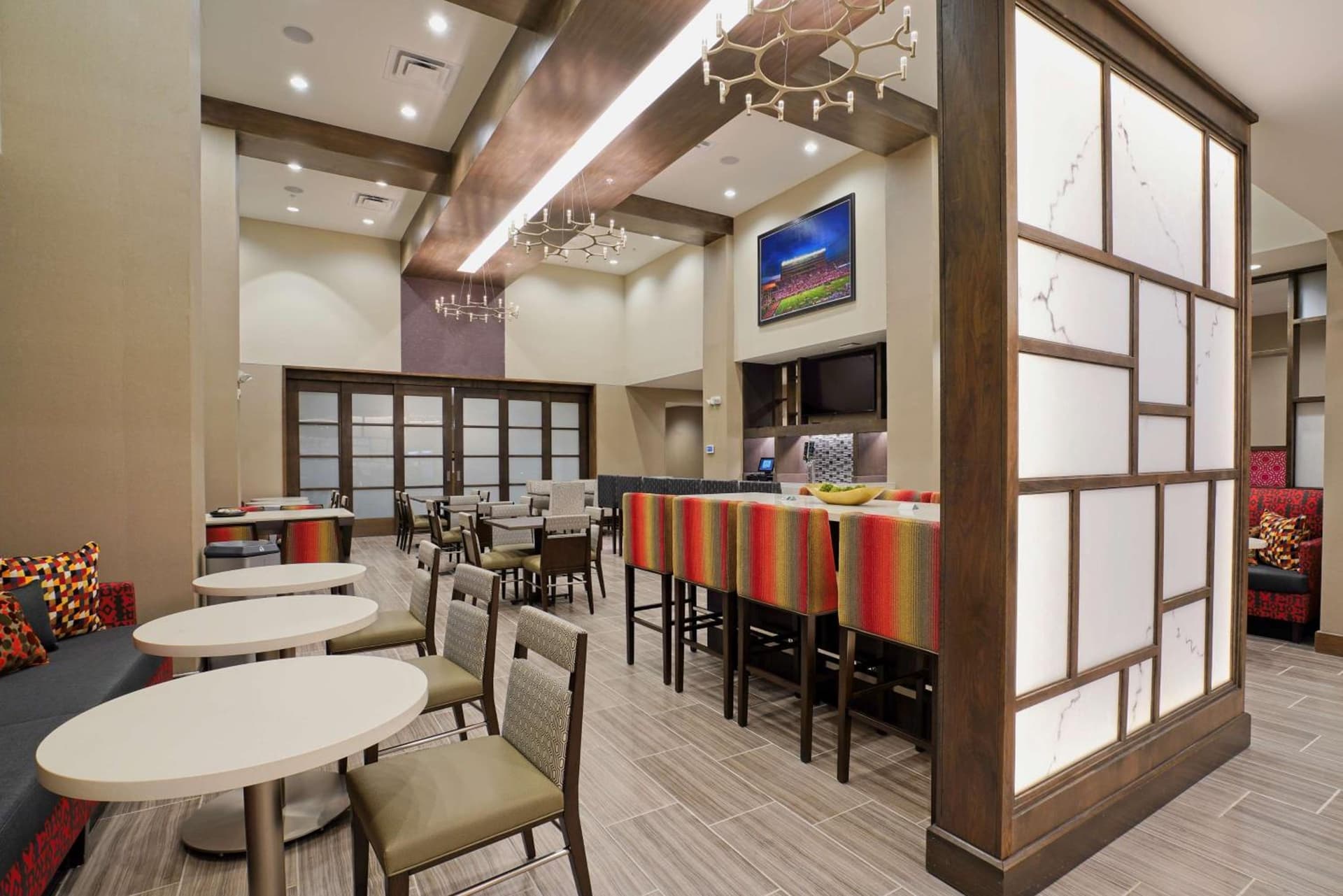 Hampton Inn & Suites Lubbock University, Tx property views in Lubbock, TX — gallery photo 3